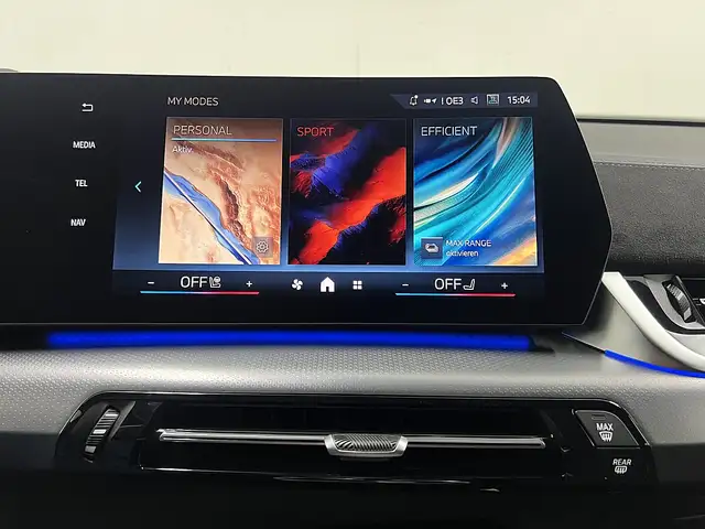 BMW iX2 xDrive30 66,5kWh, M Paket, Iconic Glow, HUD, Ansicht 18