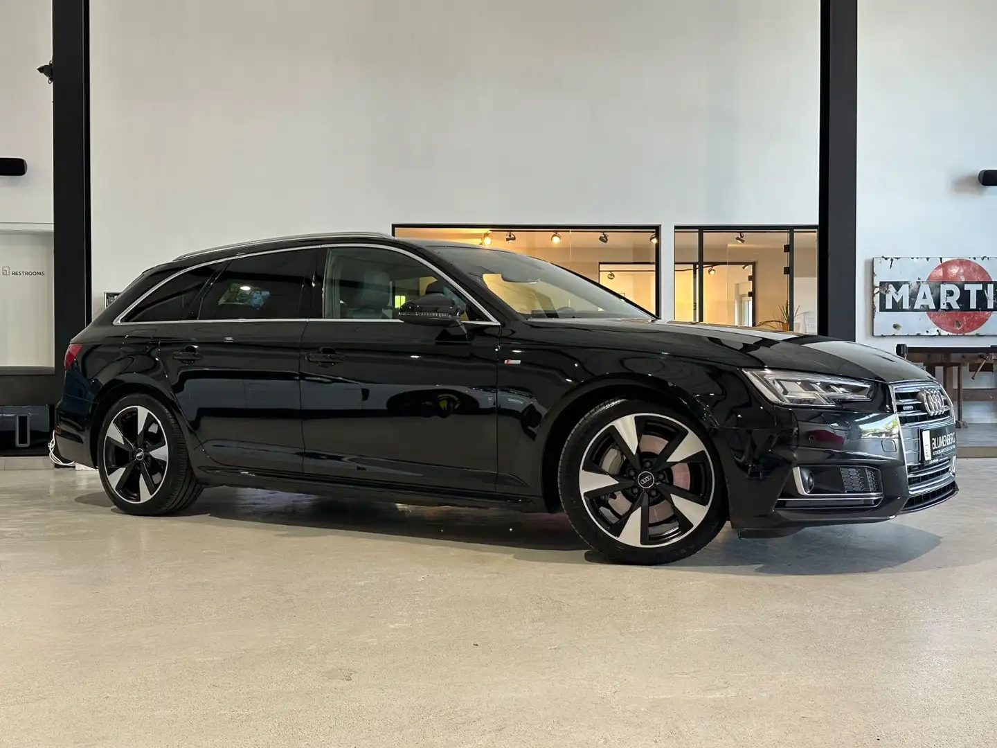 Audi A4 Avant quattro *S-Line Plus Paket*ABT*Virtual Schwarz - 2