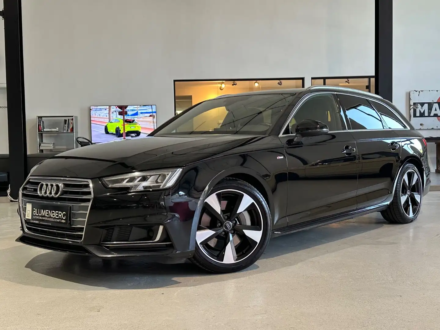 Audi A4 Avant quattro *S-Line Plus Paket*ABT*Virtual Schwarz - 1