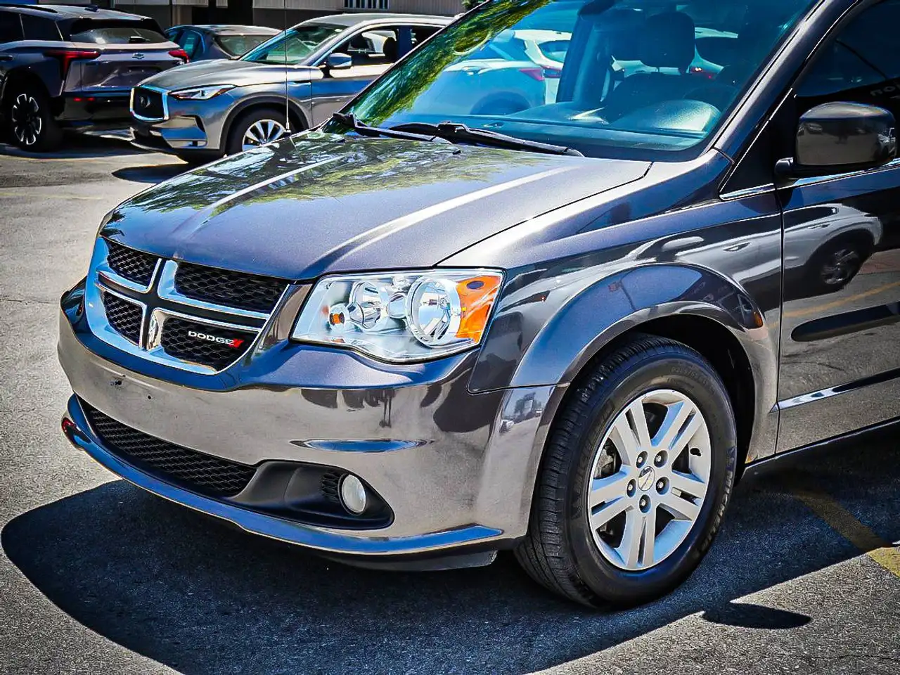 Dodge Grand Caravan снимка Dodge Grand Caravan