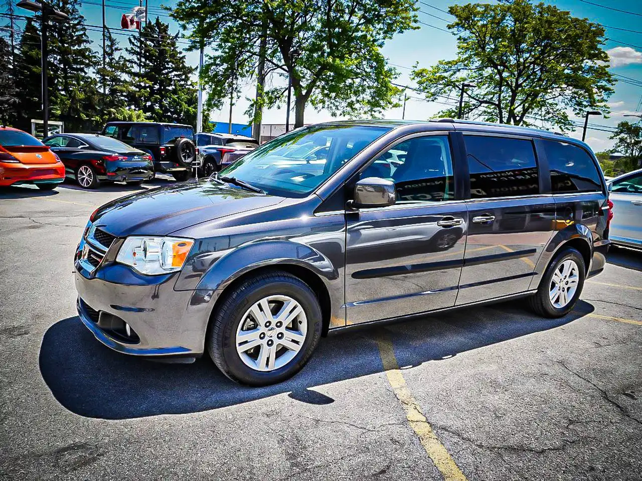 Dodge Grand Caravan снимка Dodge Grand Caravan