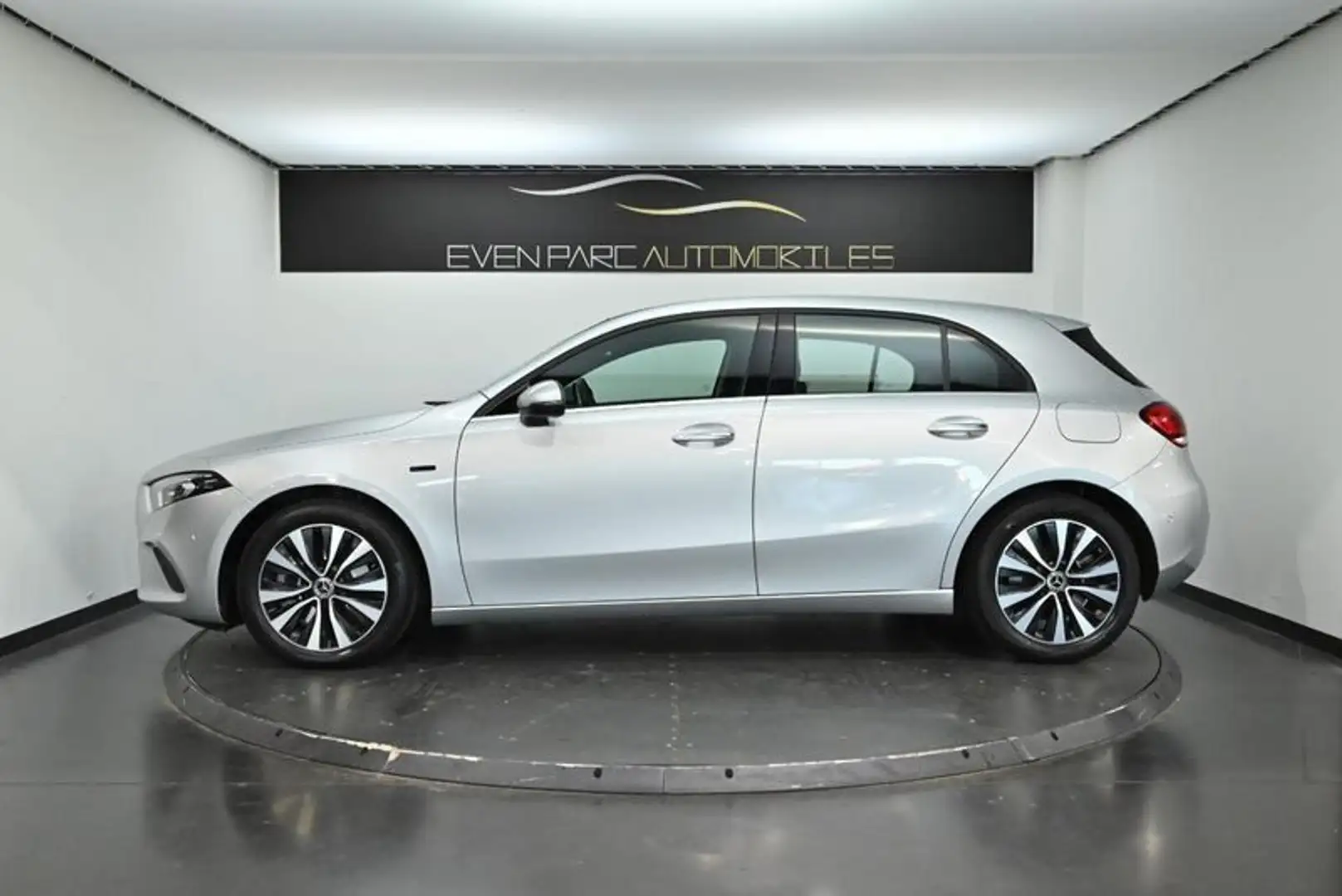 Mercedes-Benz A 250 250 e 8G-DCT Style Line - 2