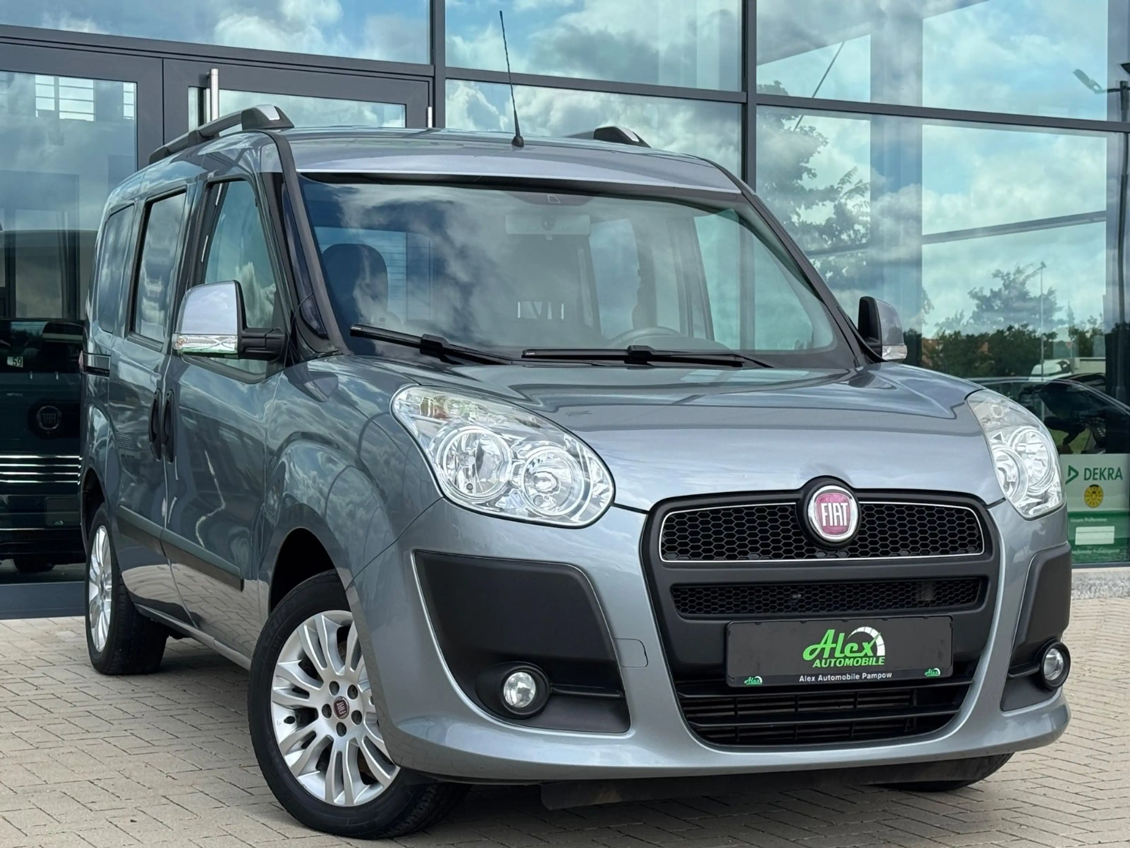 Fiat Doblo 1.4 Benzin/Erdgas My Doblo — photo 3