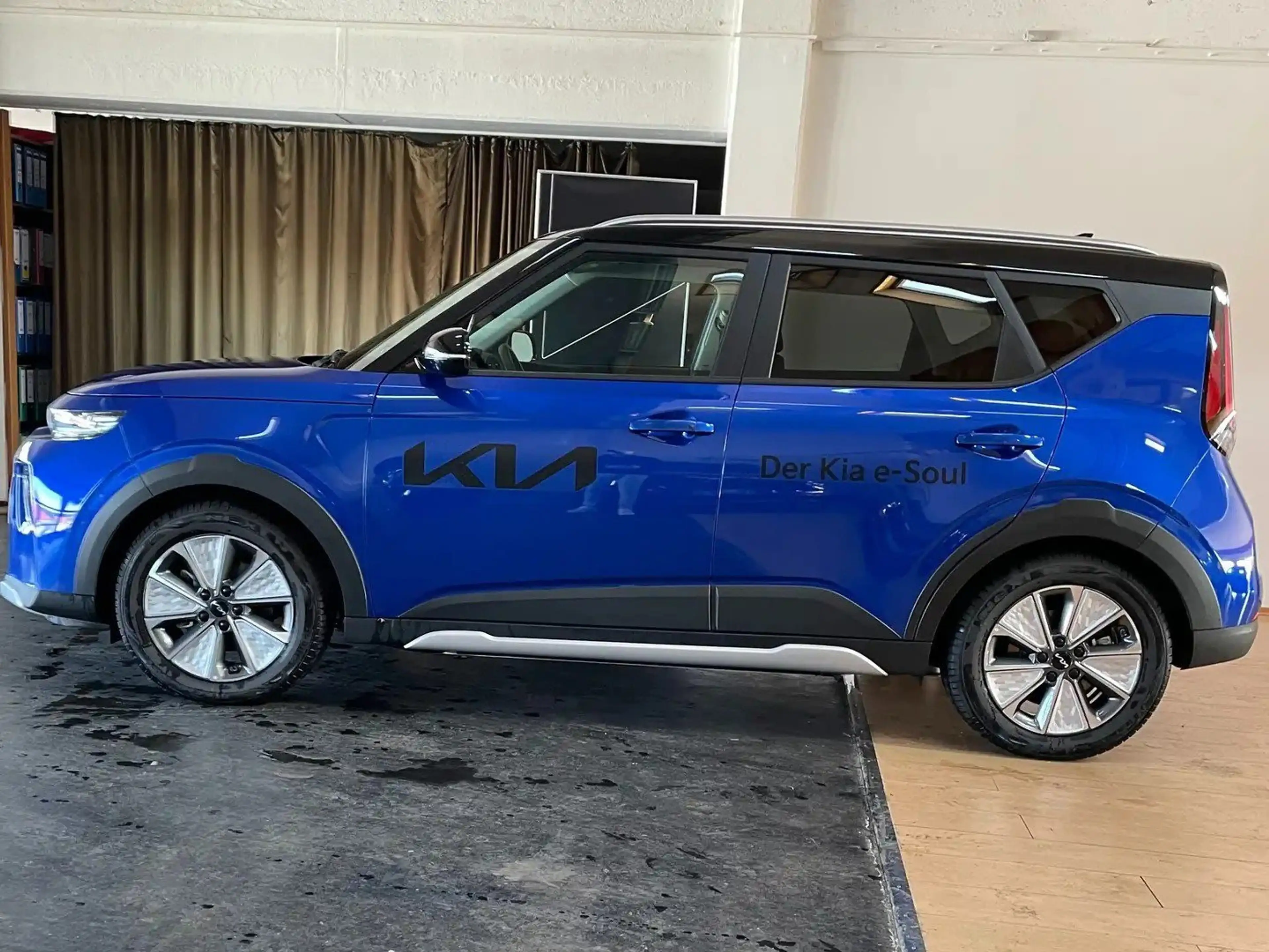 Kia Soul e-Soul Inspiration, Navi, ACC, LED, LHZ, SHZ — photo 3