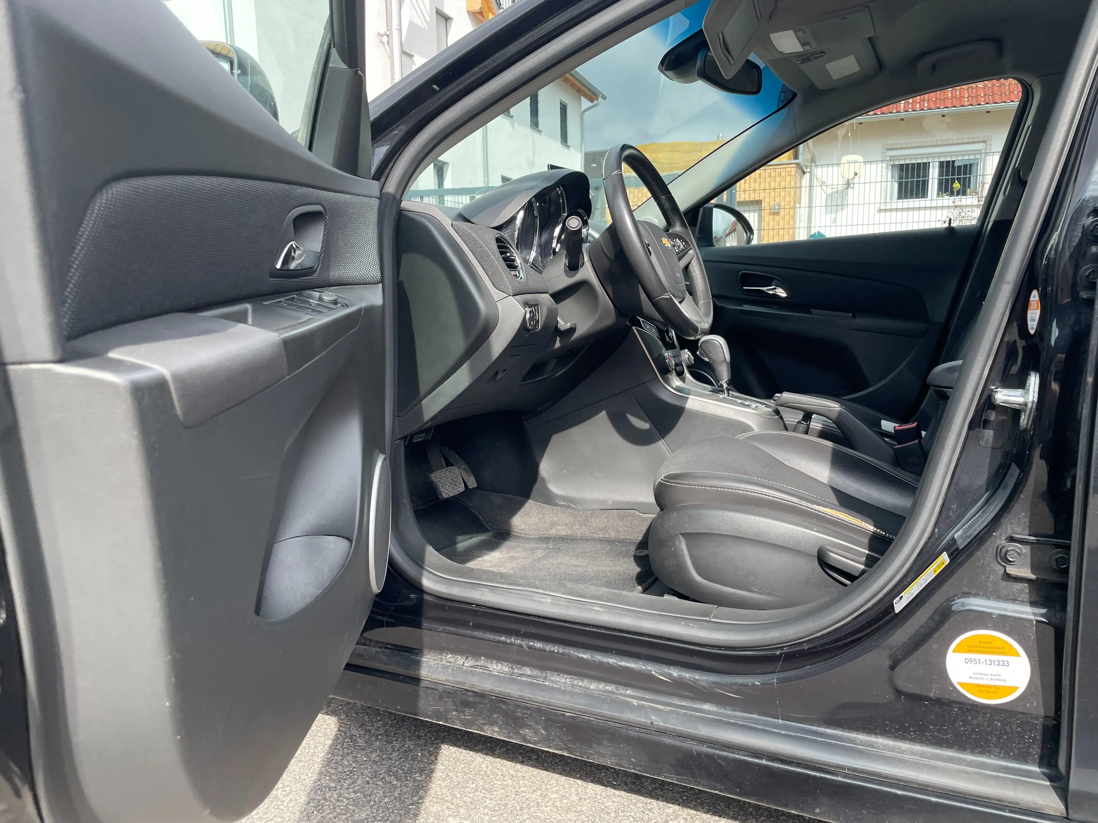 Chevrolet Cruze LTZ 2.0TDI 1.HD+KLIMA+NAVI+AHK+Teilleder+Temp+PDC — photo 8