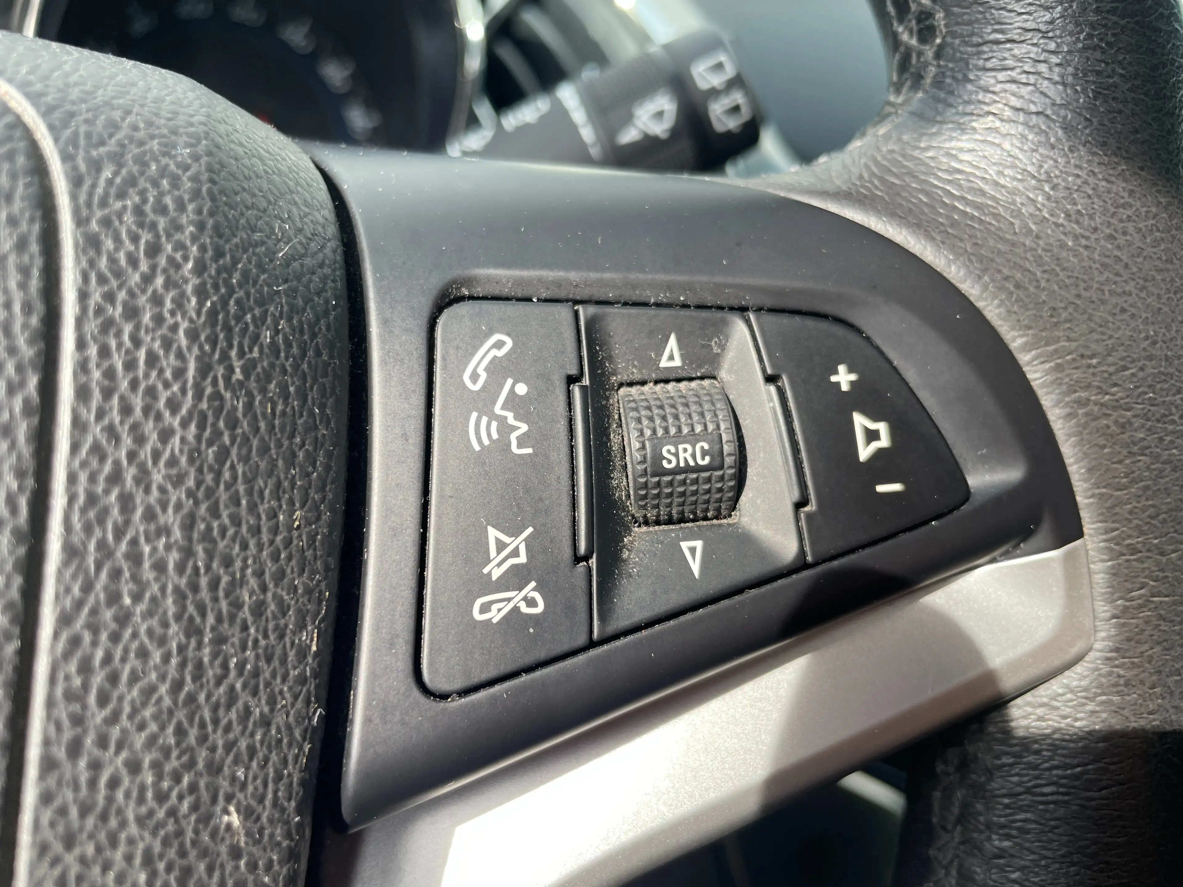 Chevrolet Cruze LTZ 2.0TDI 1.HD+KLIMA+NAVI+AHK+Teilleder+Temp+PDC — photo 15