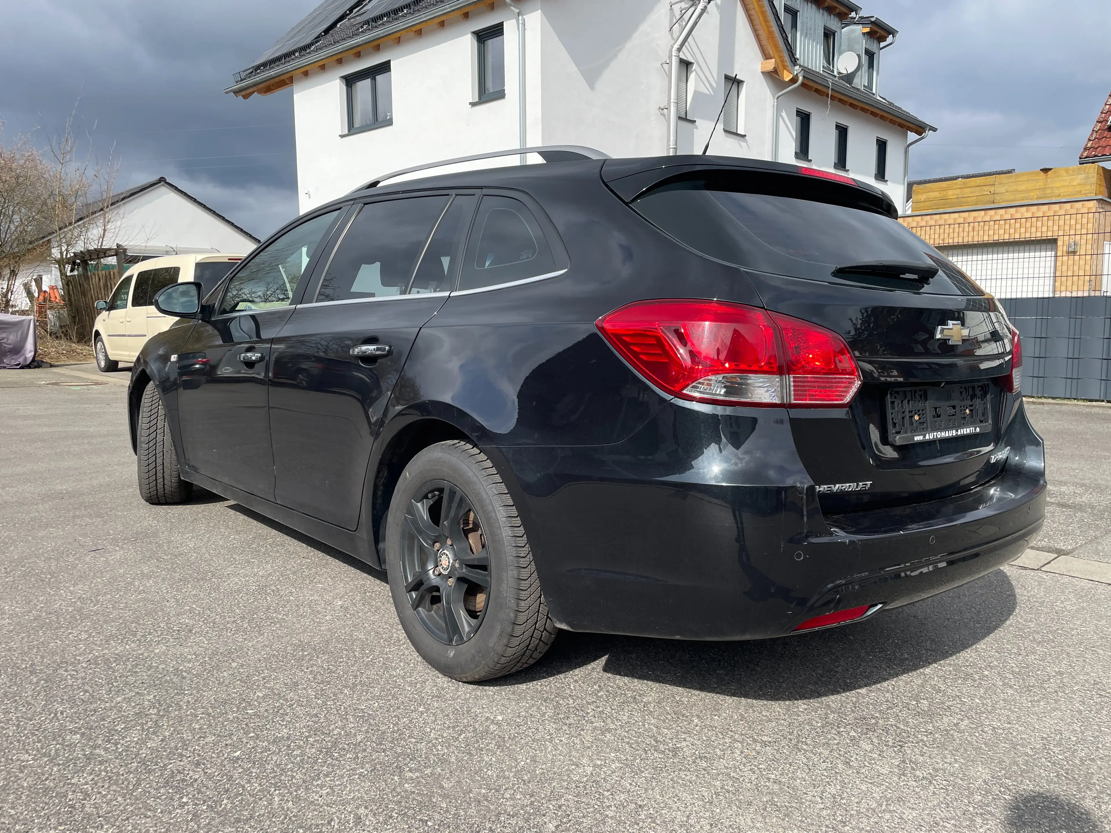 Chevrolet Cruze LTZ 2.0TDI 1.HD+KLIMA+NAVI+AHK+Teilleder+Temp+PDC — photo 4