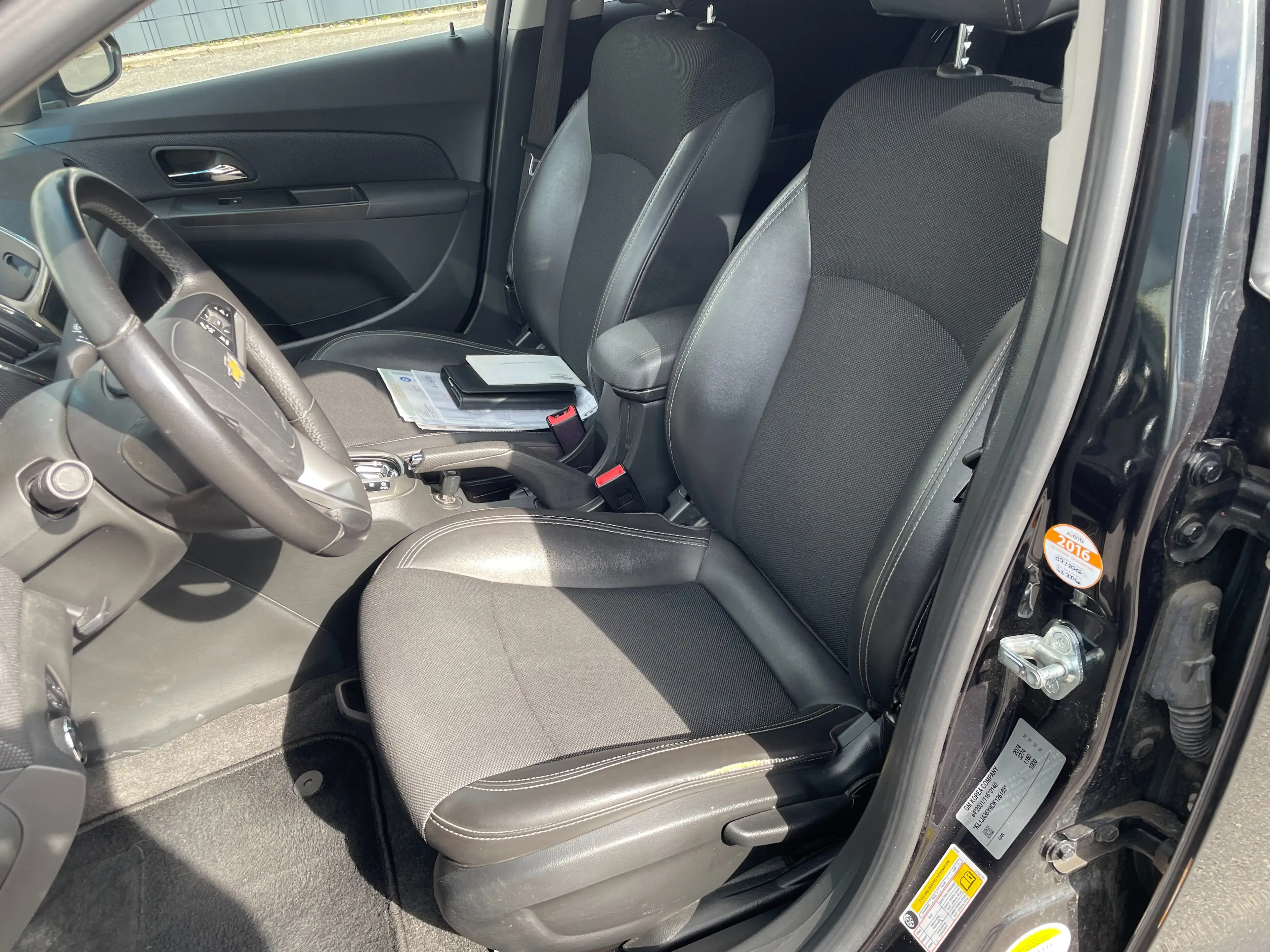 Chevrolet Cruze LTZ 2.0TDI 1.HD+KLIMA+NAVI+AHK+Teilleder+Temp+PDC — photo 9