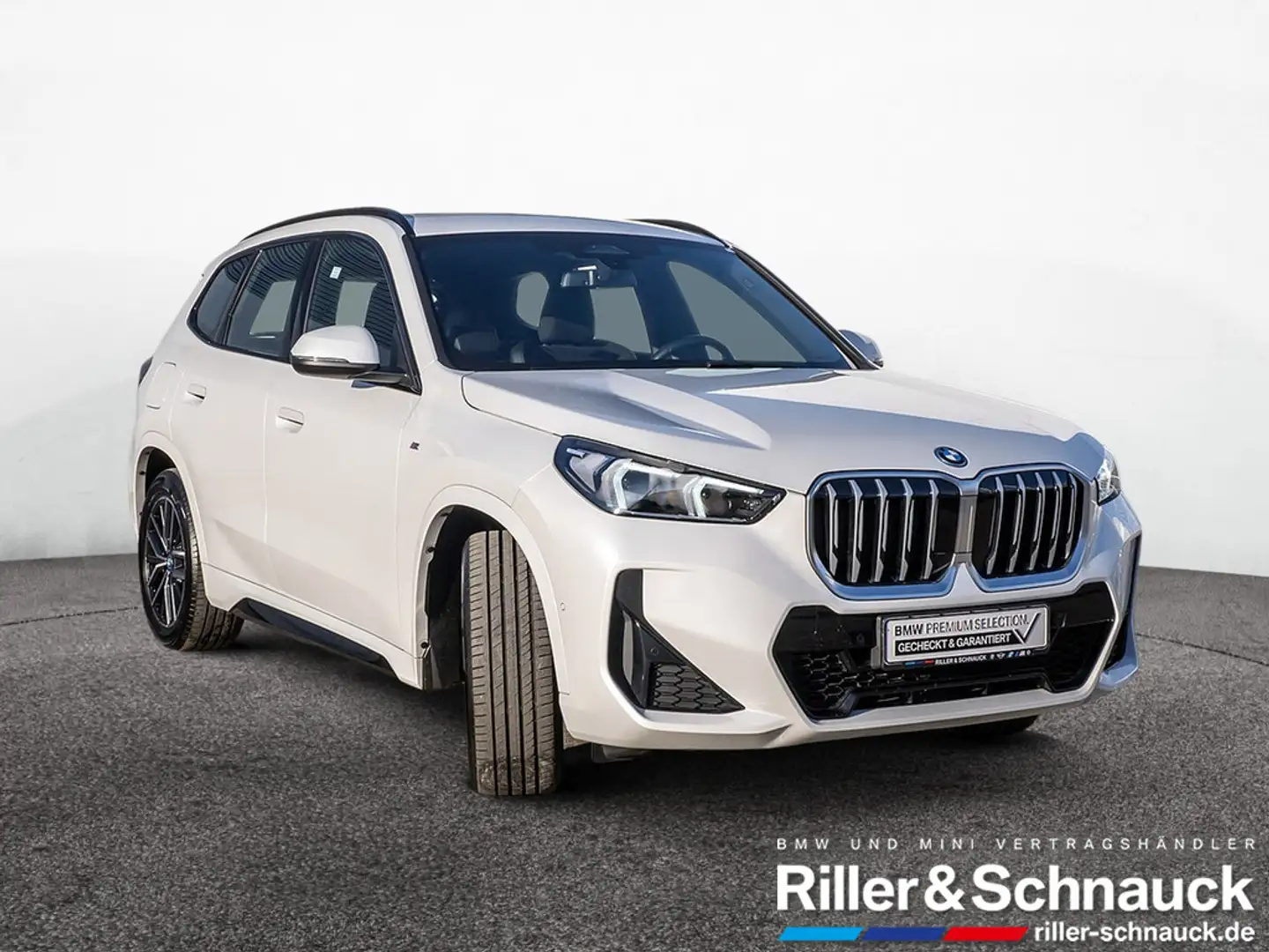 BMW X1 xDrive 25e M-Sport LED+HK+NAVI+KAM+SHZG Weiß - 2