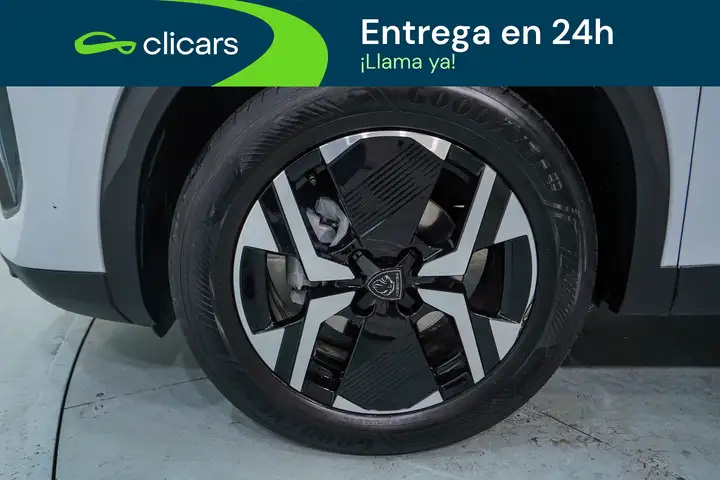 Peugeot 2008 2023, foto 11