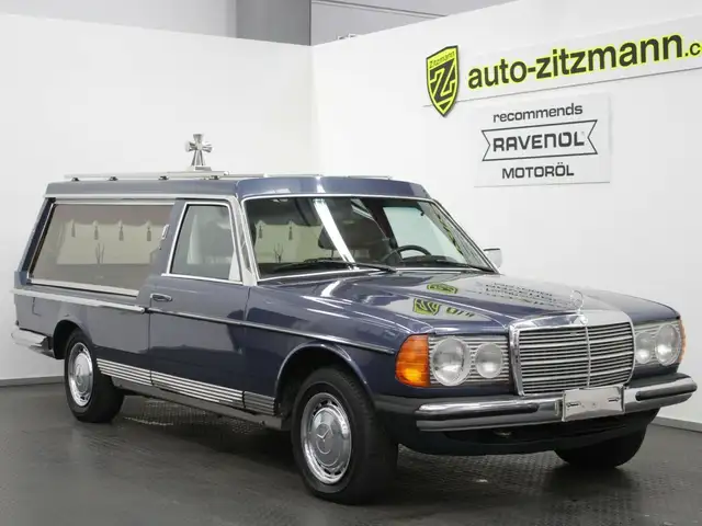 Mercedes-Benz 200 D | PILATO | BESTATTUNGSFAHRZEUG OLDTIMER