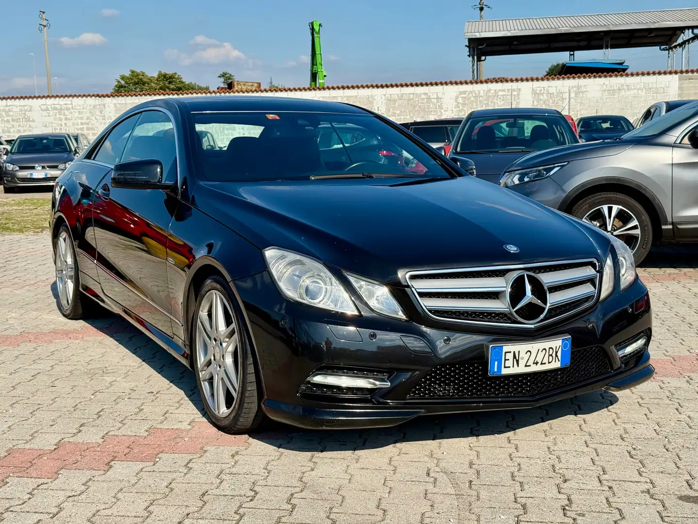 Mercedes-Benz E 250 Coupe AMG Nero - 2