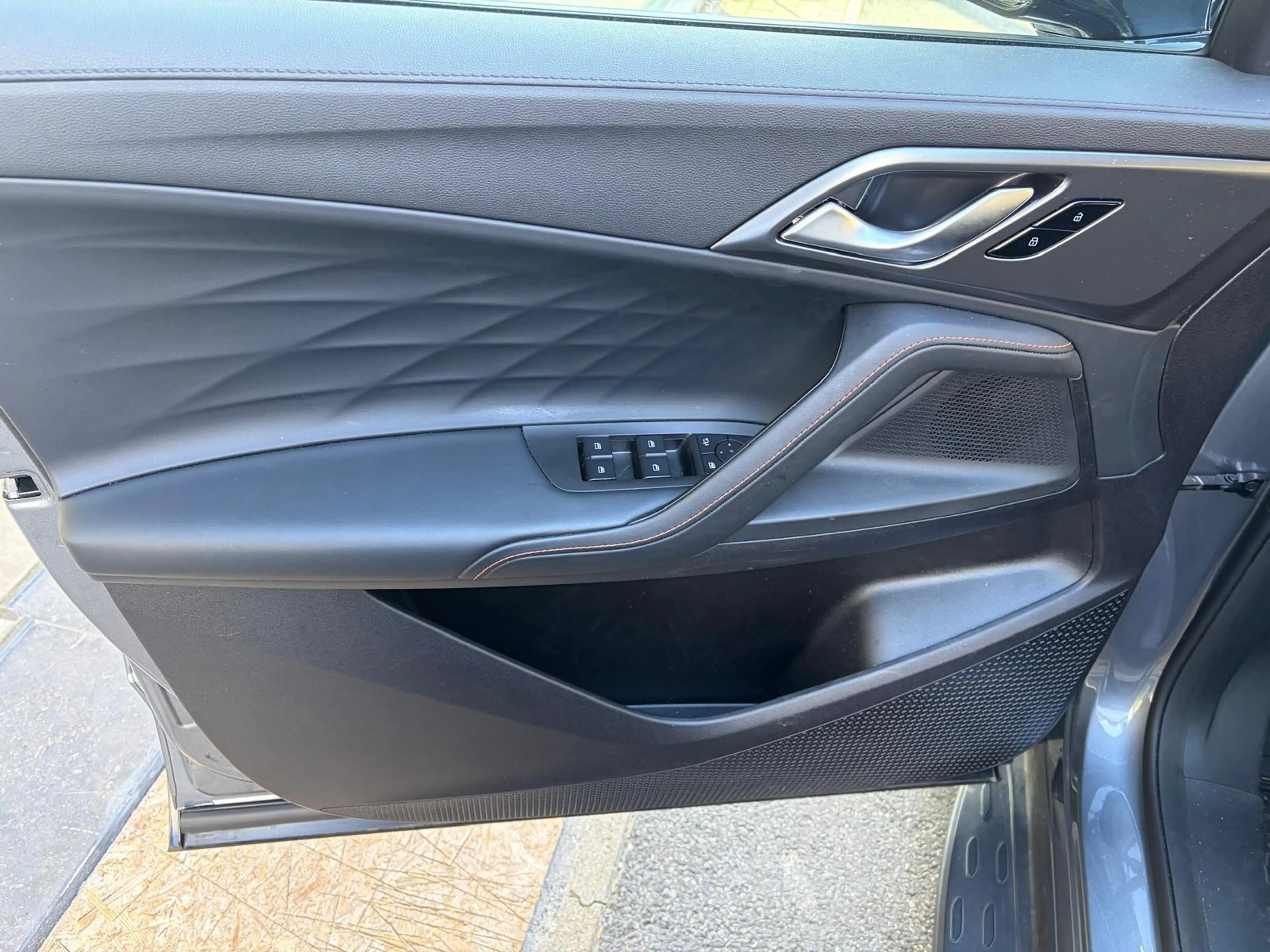 MG EHS 1.5T Luxury Plug-In Garantie tot 2032 — photo 6