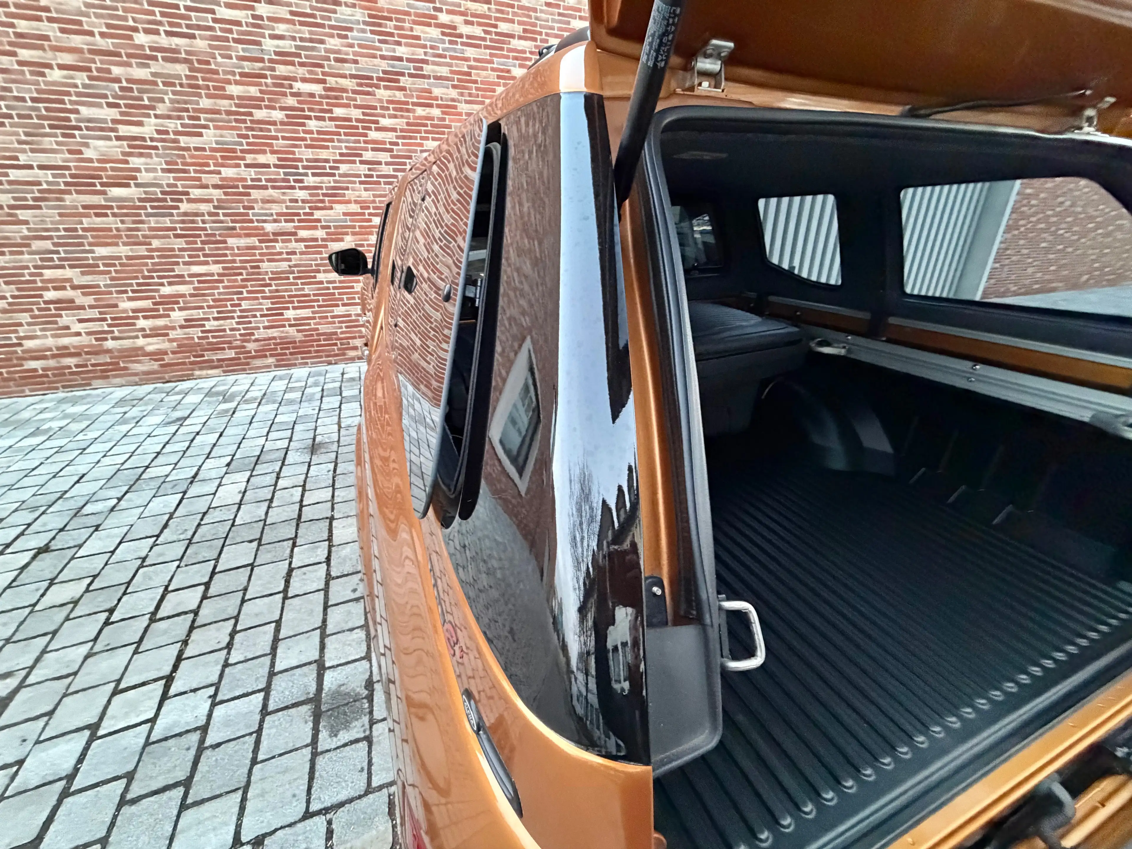 Nissan Navara Tekna - HARDTOP + VOLLAUSSTATTUNG ! — photo 10