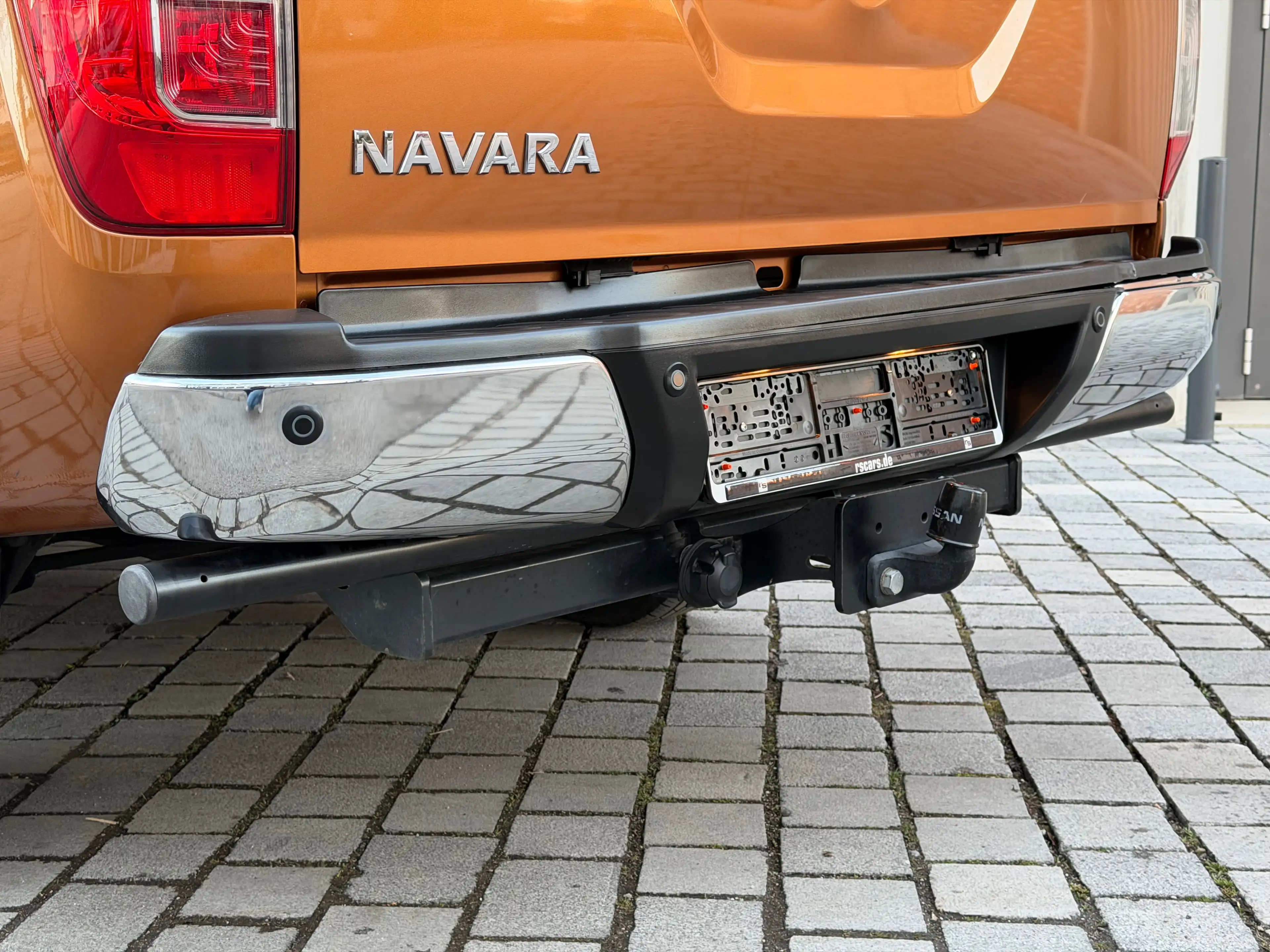 Nissan Navara Tekna - HARDTOP + VOLLAUSSTATTUNG ! — photo 5