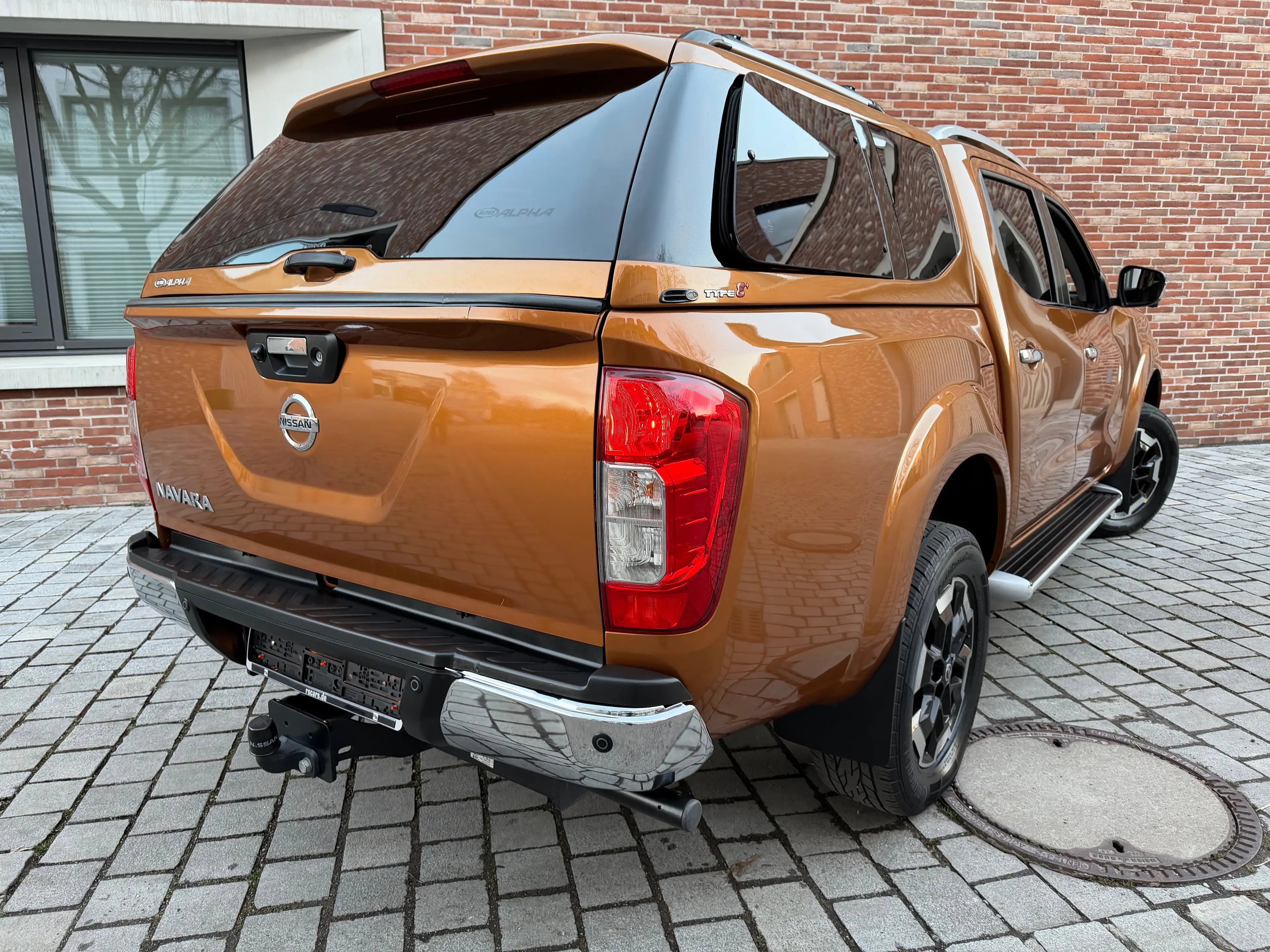 Nissan Navara Tekna - HARDTOP + VOLLAUSSTATTUNG ! — photo 14