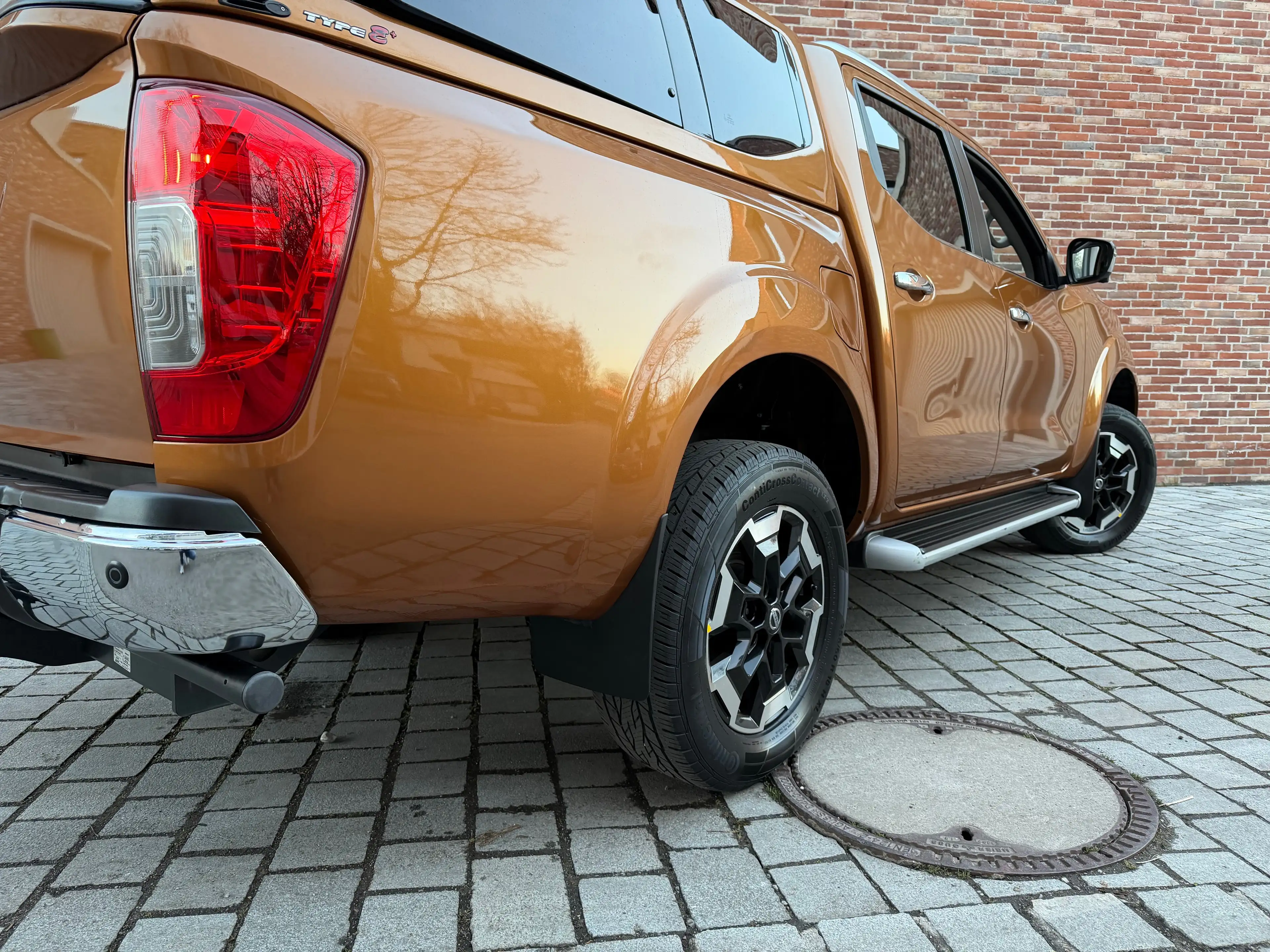 Nissan Navara Tekna - HARDTOP + VOLLAUSSTATTUNG ! — photo 15