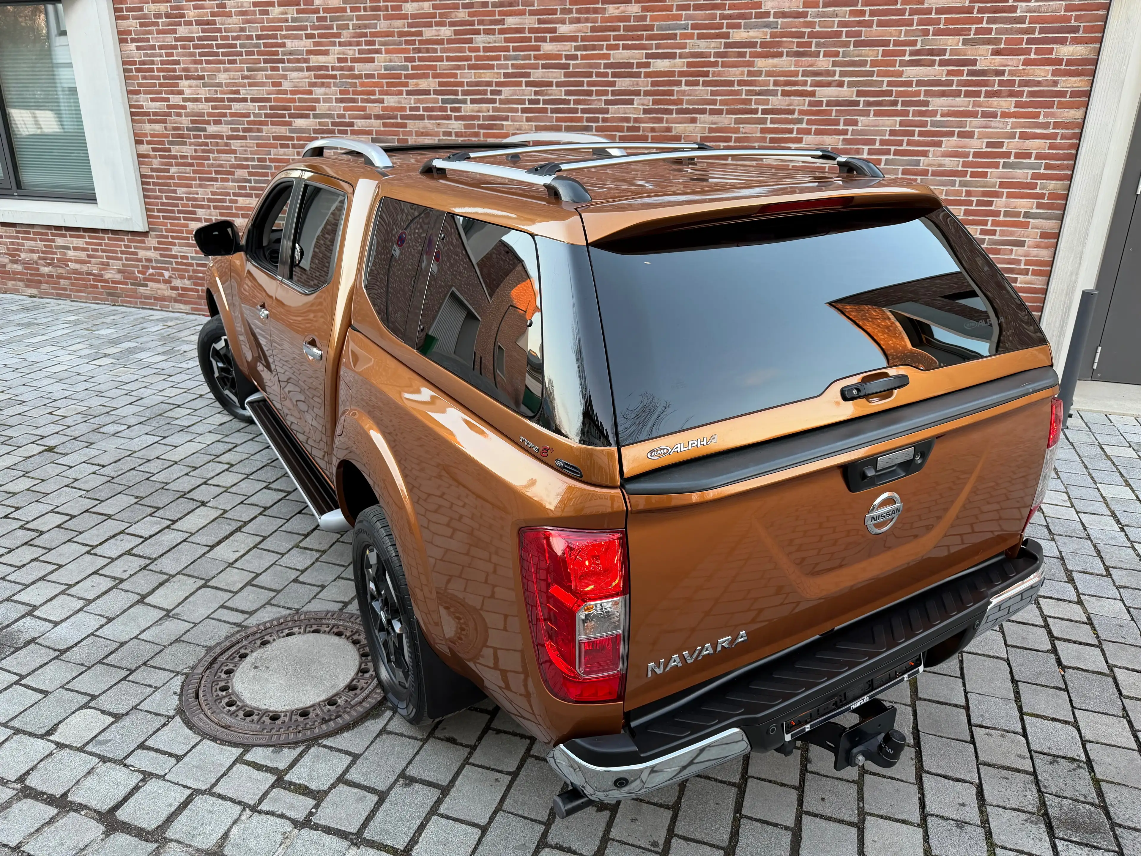 Nissan Navara Tekna - HARDTOP + VOLLAUSSTATTUNG ! — photo 3