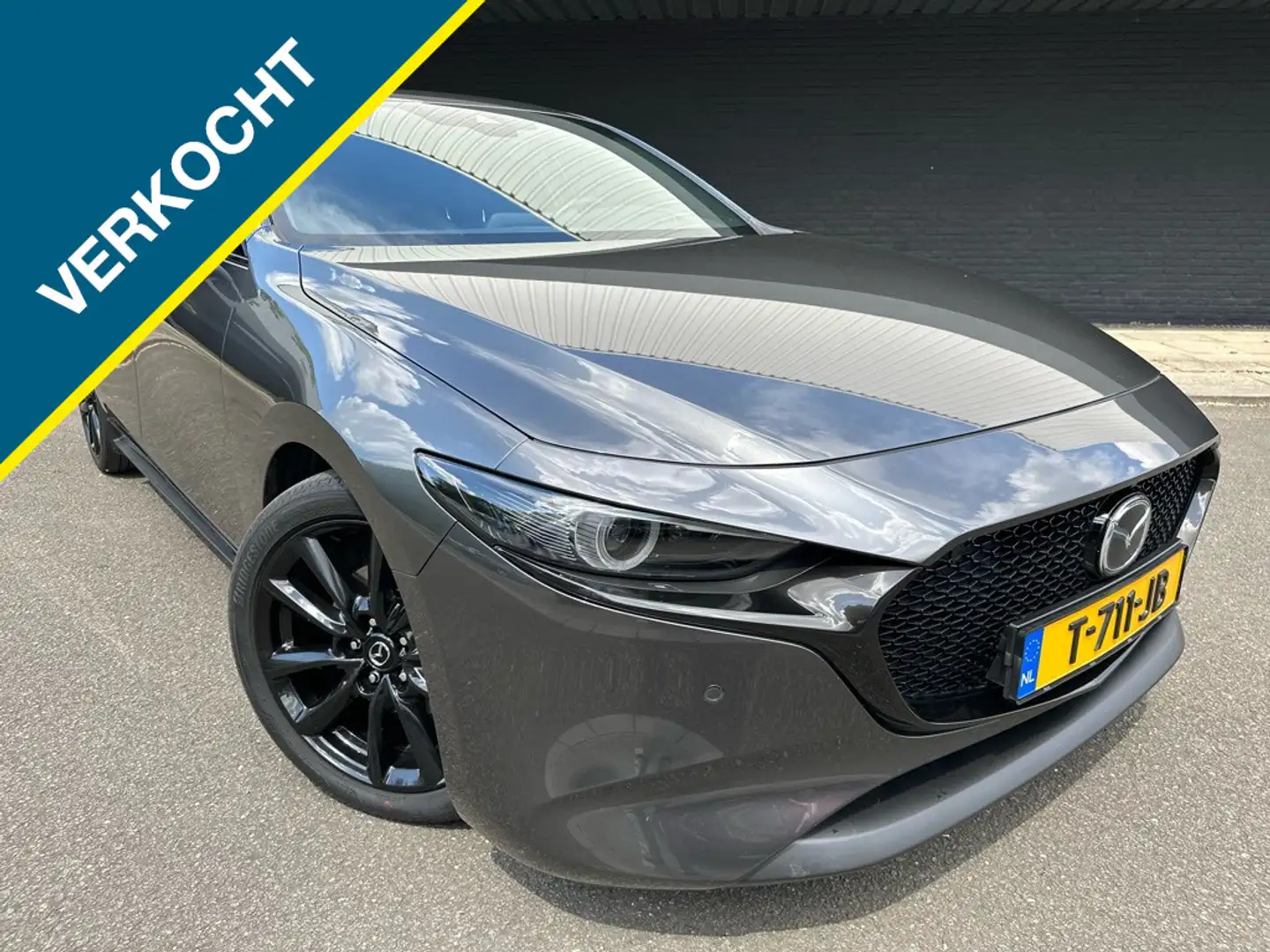 Mazda 3 2.0 SA-X Luxury // Homura uitvoering // 180pk vers Grigio - 1