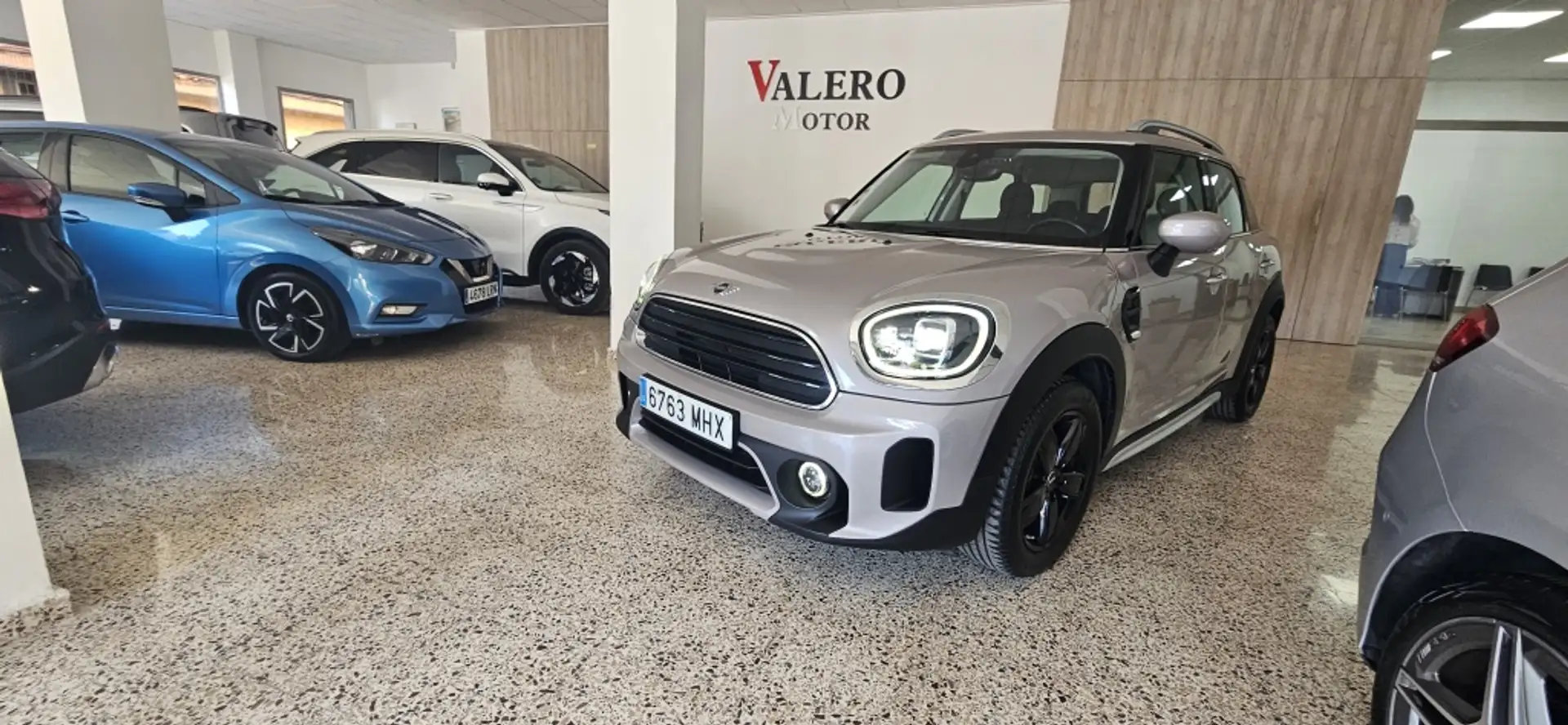 MINI Cooper Countryman D AUT. Beige - 1