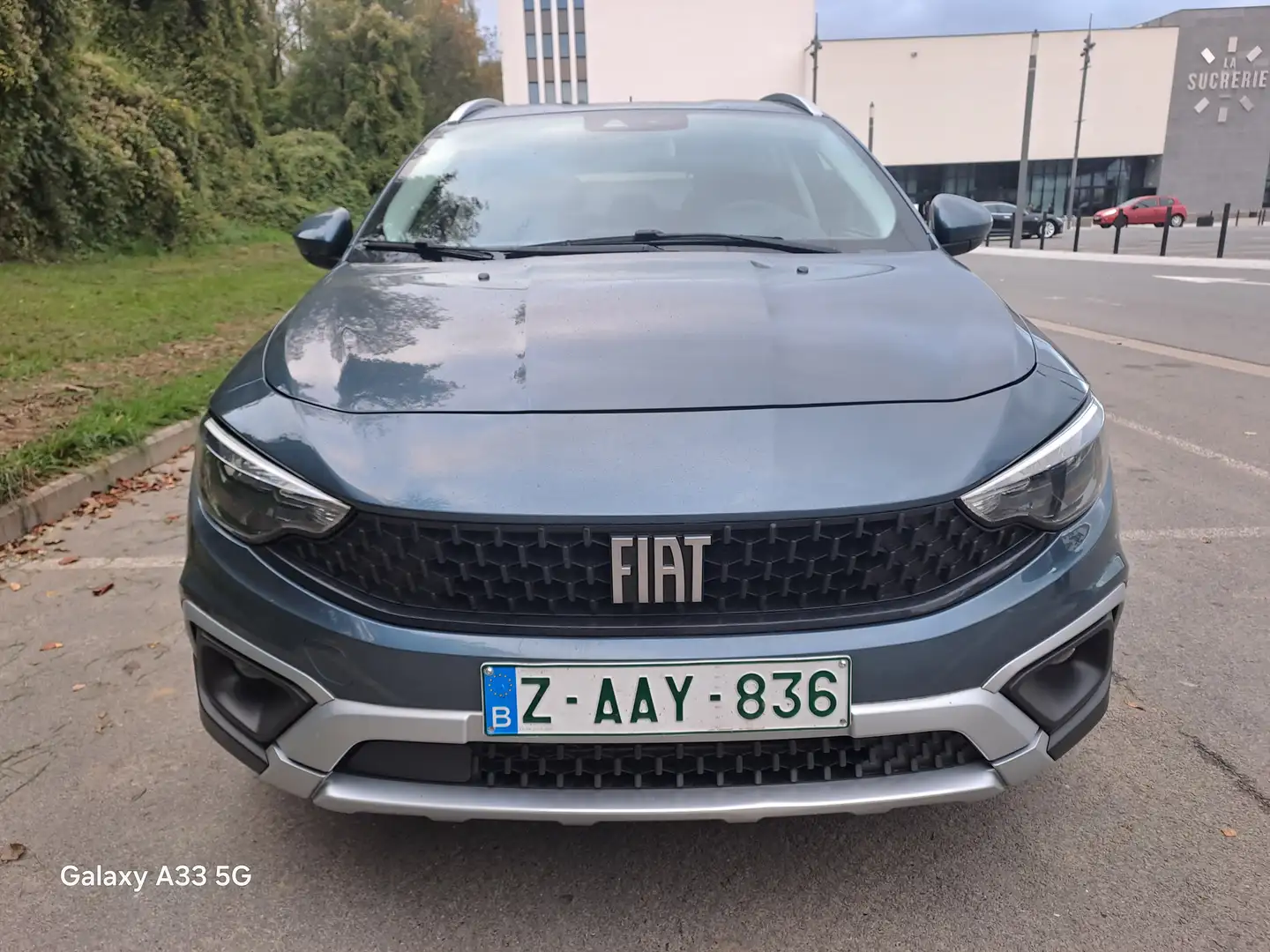 Fiat Tipo 1.6 MultiJet Cross FAIBLE KM !!! Grigio - 2