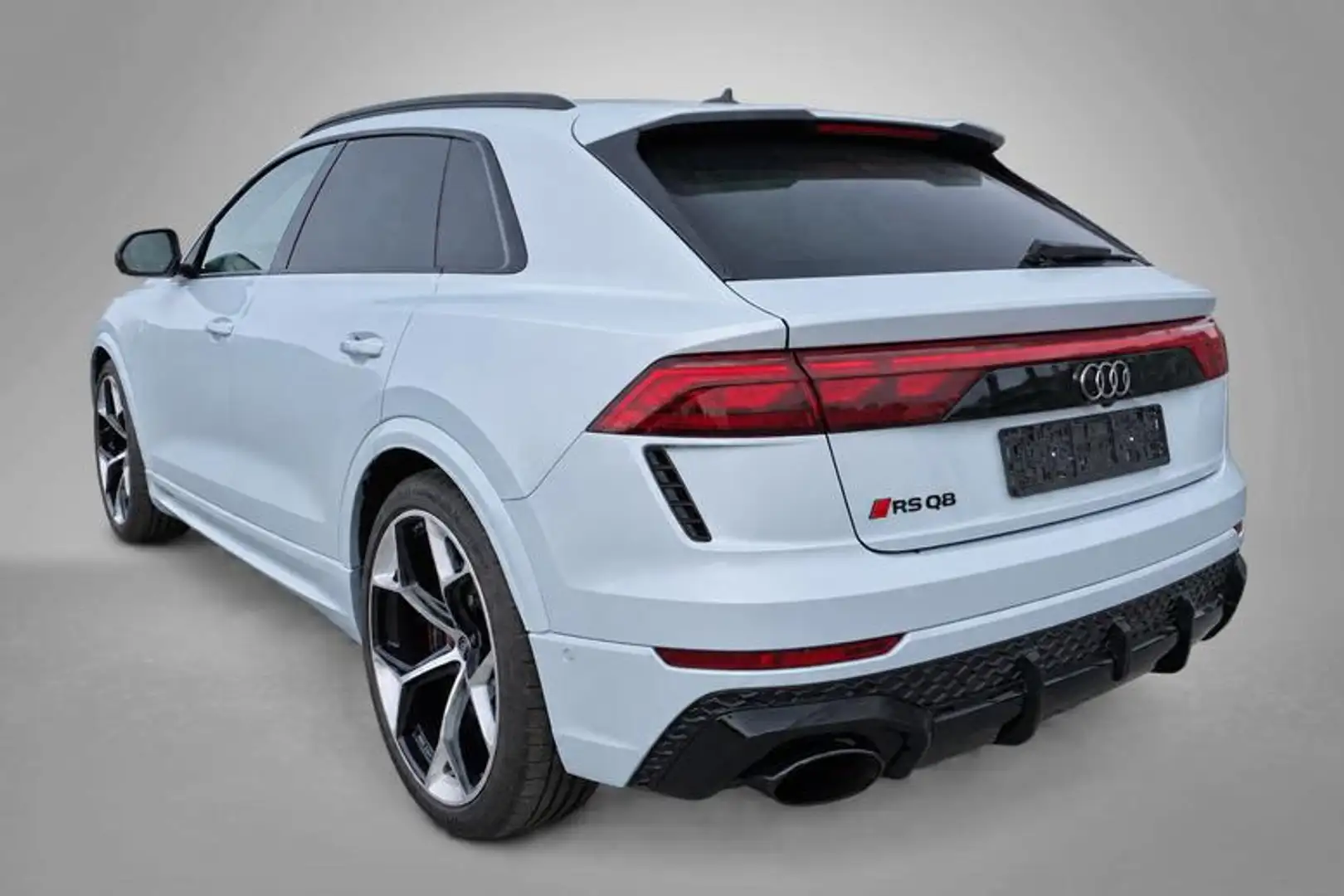 Audi RS Q8 performance 4.0 TFSI 8-Gang-Tiptronic quattro R... Silber - 2