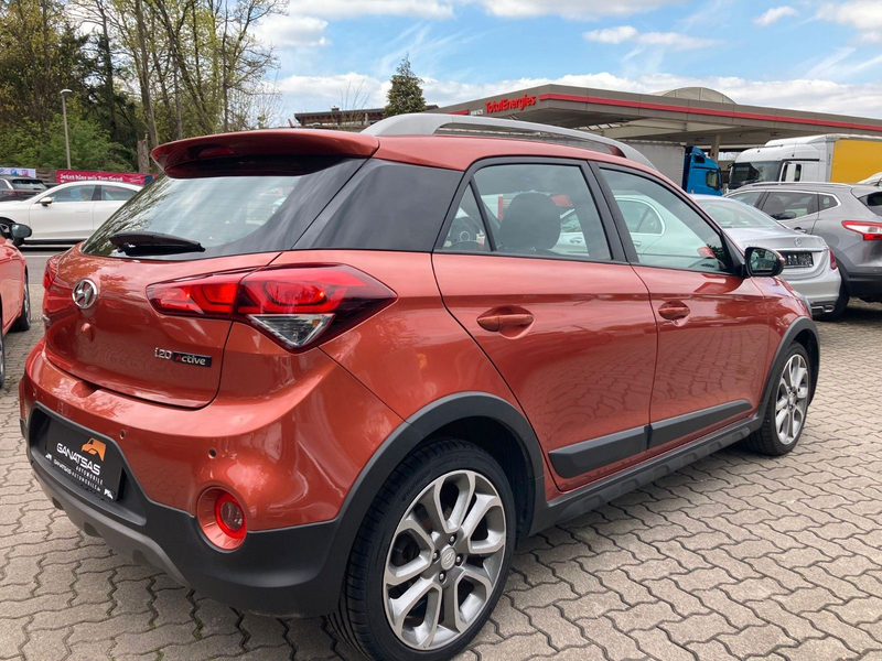 Hyundai i20 Active blue YES! Plus*Kamera*Navi*17 Zoll* — photo 11
