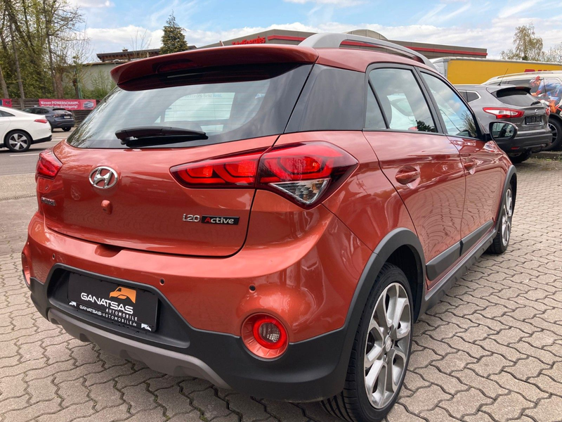 Hyundai i20 Active blue YES! Plus*Kamera*Navi*17 Zoll* — photo 7