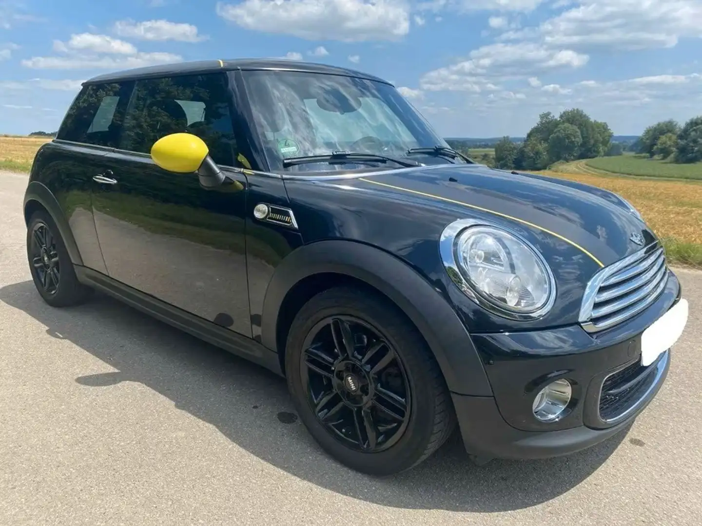 MINI One D D Brick Lane Lemon Yellow Brick 2H H&K Sound Schwarz - 2