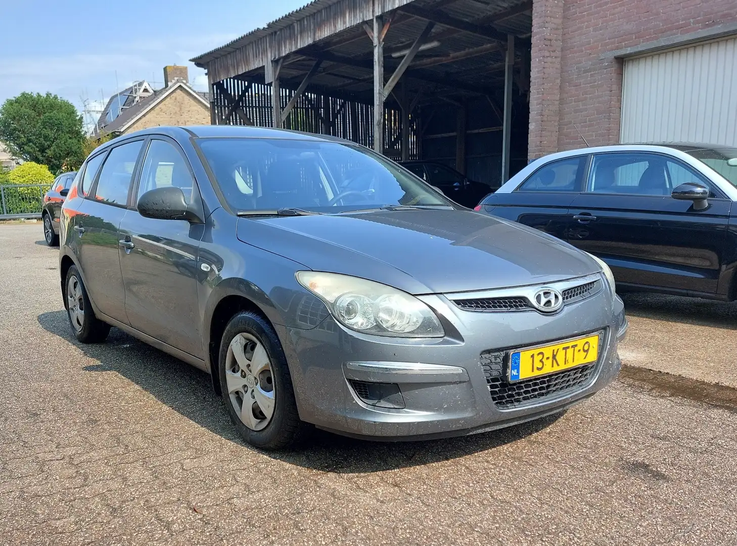 Hyundai i30 1.4i Blue Active Gri - 2