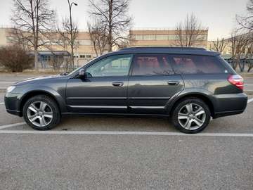 Outback III 2006 2.5 Luxury mt