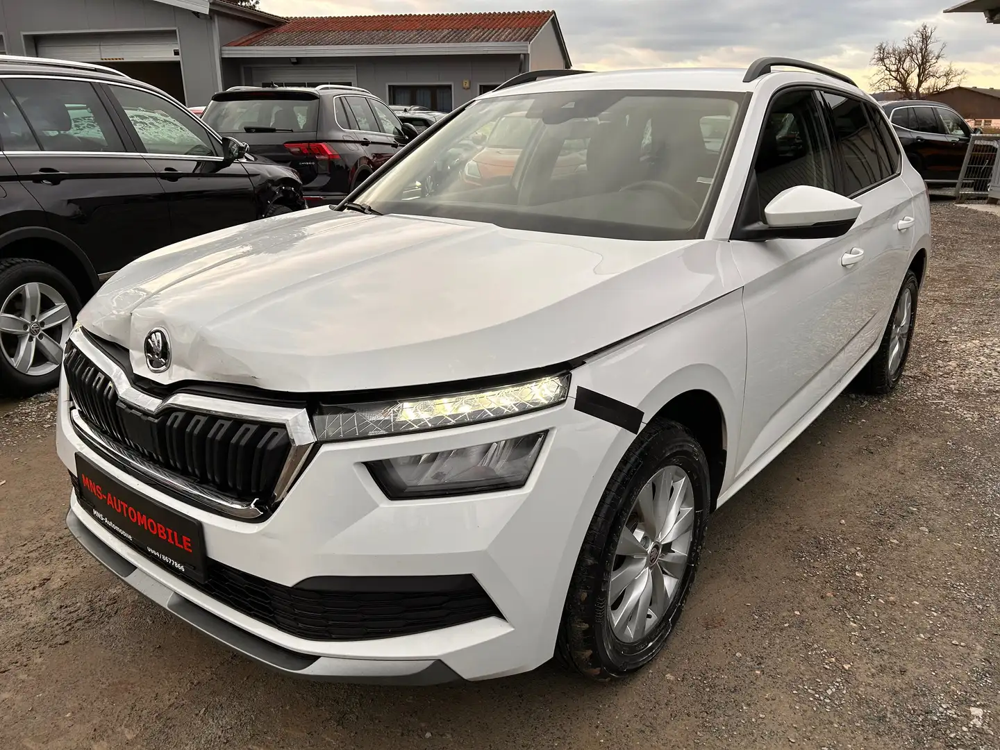 Skoda Kamiq Ambition 1.0 TSI Kühler Ok Fahrbereit MwSt Weiß - 1