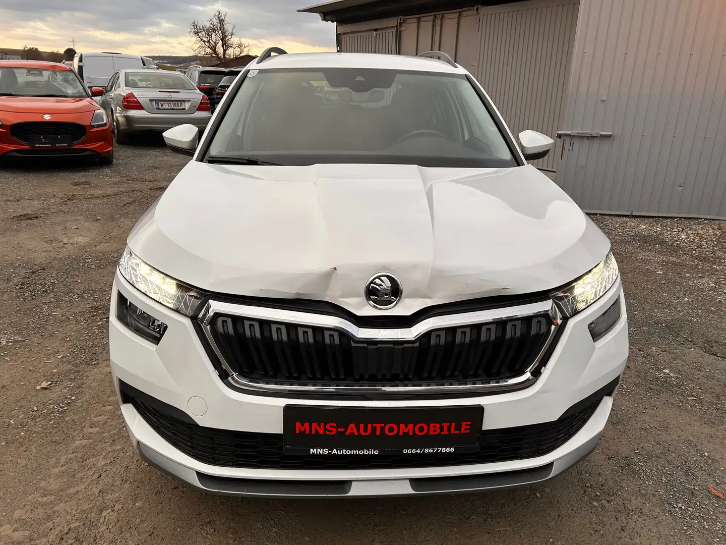Skoda Kamiq Ambition 1.0 TSI Kühler Ok Fahrbereit MwSt Weiß - 2