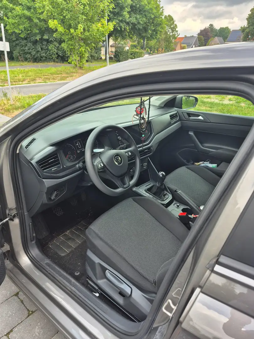 Volkswagen Polo Polo 1.4 Comfortline Gris - 1