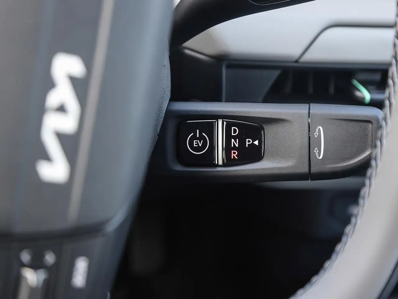 Kia EV4 снимка Kia EV4