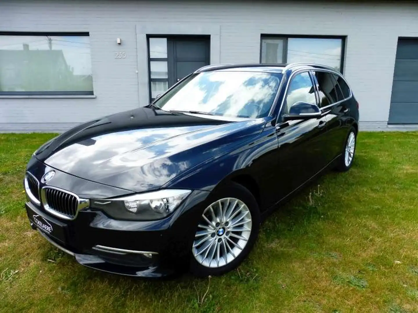 BMW 318 Touring dA LUXURY Leder/Navi/PDC/Cruise/Bluetooth Nero - 1
