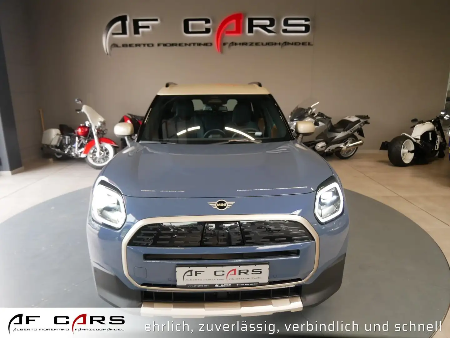 MINI Cooper E Countryman BEV E Favoured Trim HUD LED DAB+ DCC Le Albastru - 2