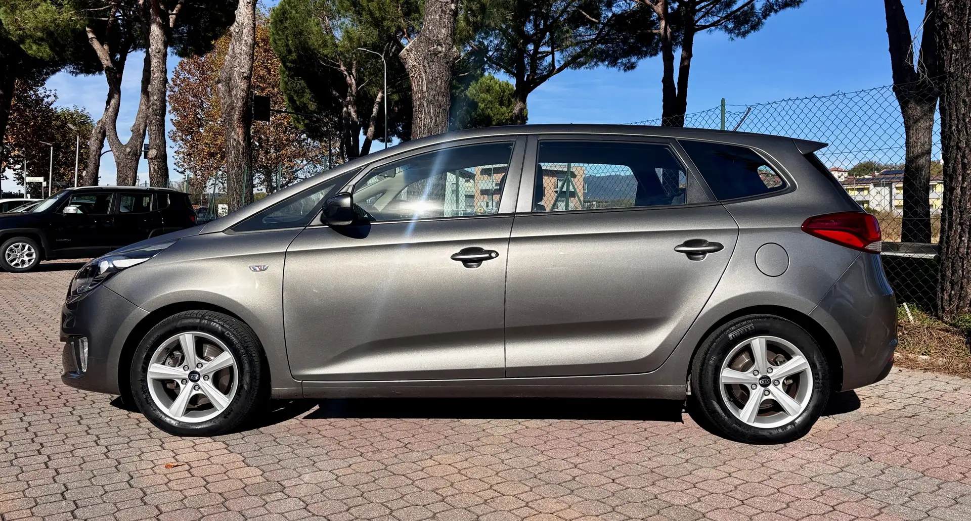 Kia Carens Carens IV 2013 1.7 crdi Cool 115cv 5p Grigio - 2