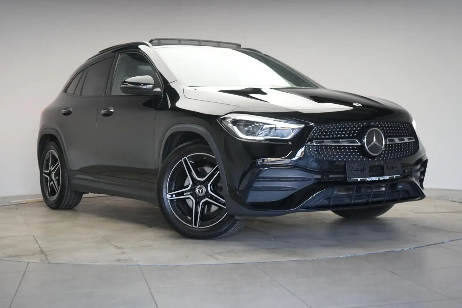 Mercedes-Benz GLA 220 d 4Matic 8G-DCT AMG Leder/Distronic/Kame Noir - 1