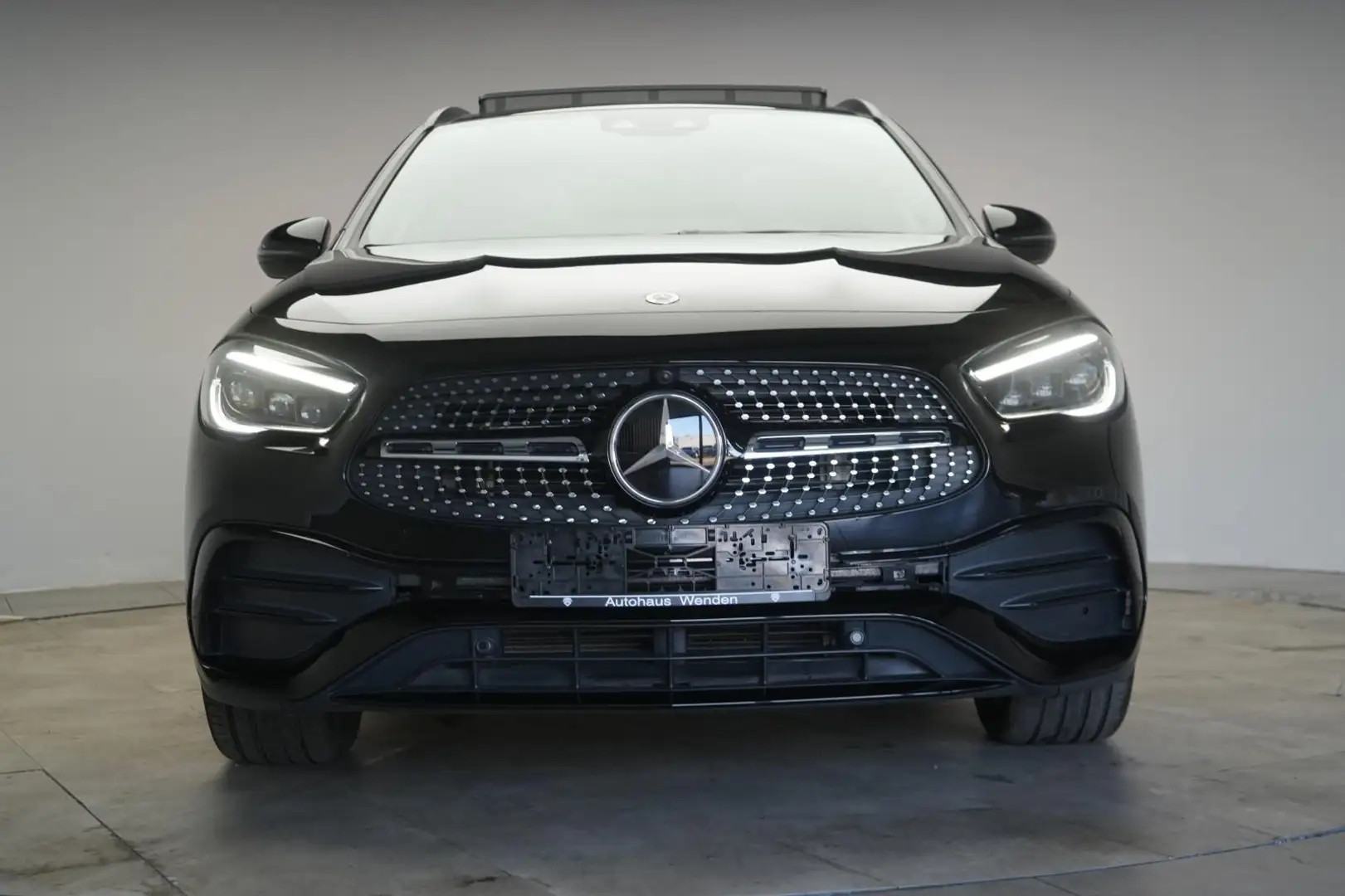 Mercedes-Benz GLA 220 d 4Matic 8G-DCT AMG Leder/Distronic/Kame Noir - 2