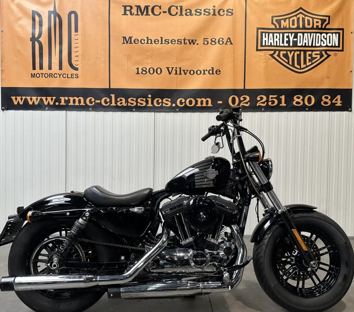 Harley-Davidson Sportster Forty Eight Chopper Noir - 1