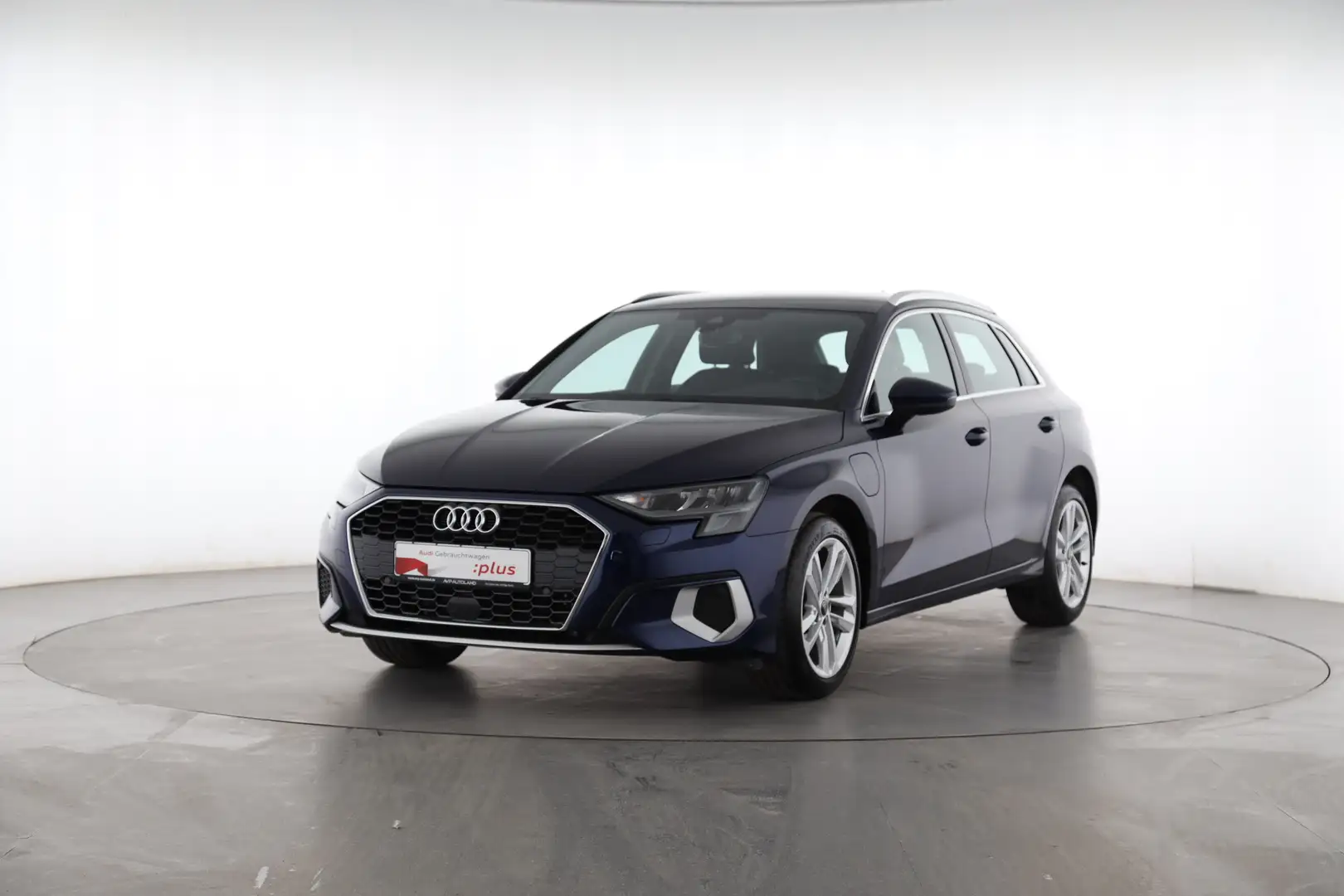 Audi A3 Sportback 40 TFSI e advanced | MMI NAVI+ Bleu - 2