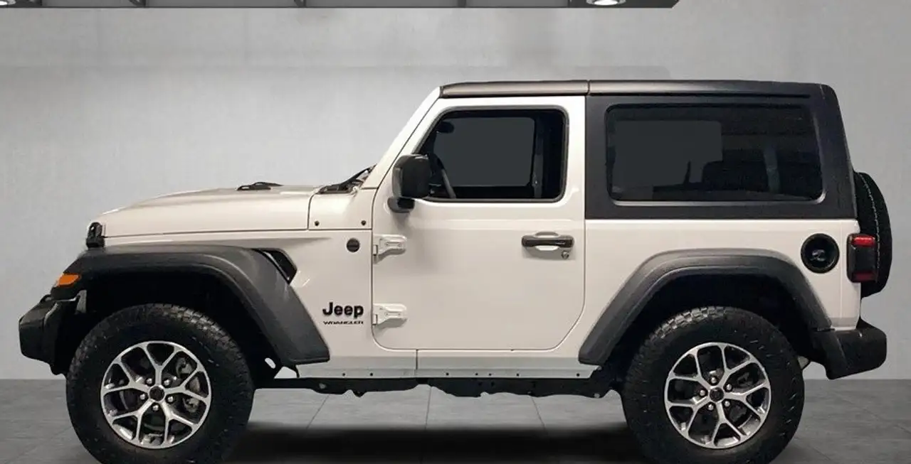 Jeep Wrangler photo Jeep Wrangler