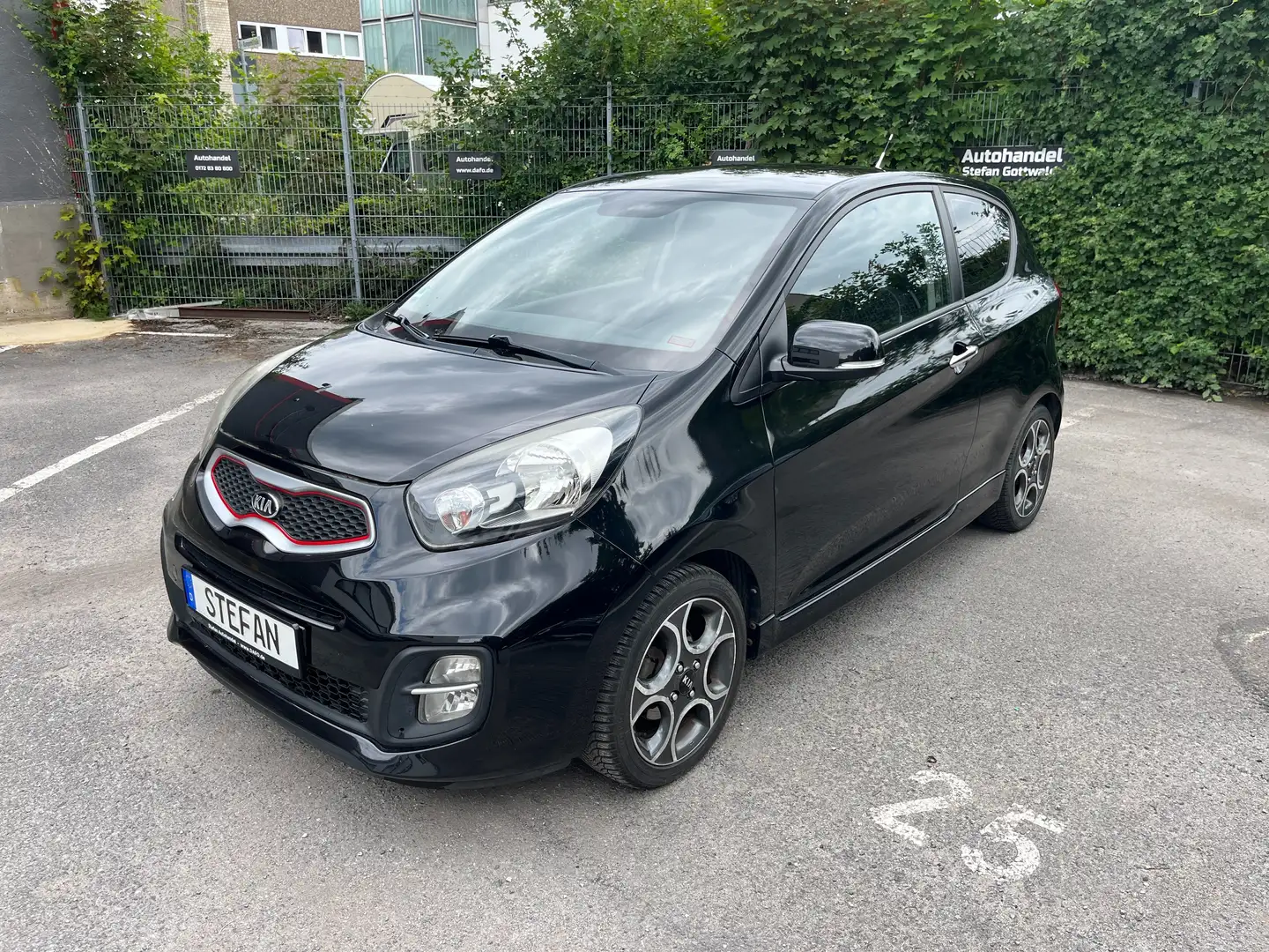 Kia Picanto 1.2 Spirit, Klima,Sitzheizung,Bluetooth,Tüv Neu Zwart - 1