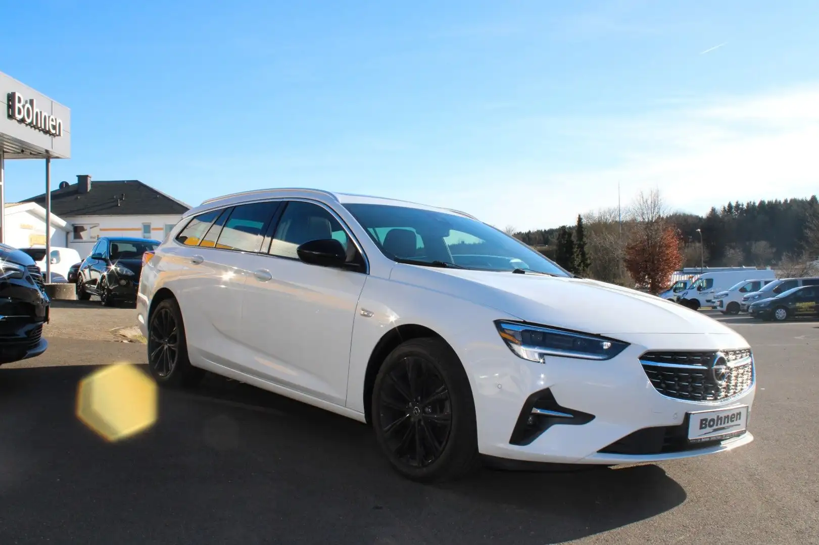 Opel Insignia B Sports Tourer BusElegancePanoramaBose Weiß - 2