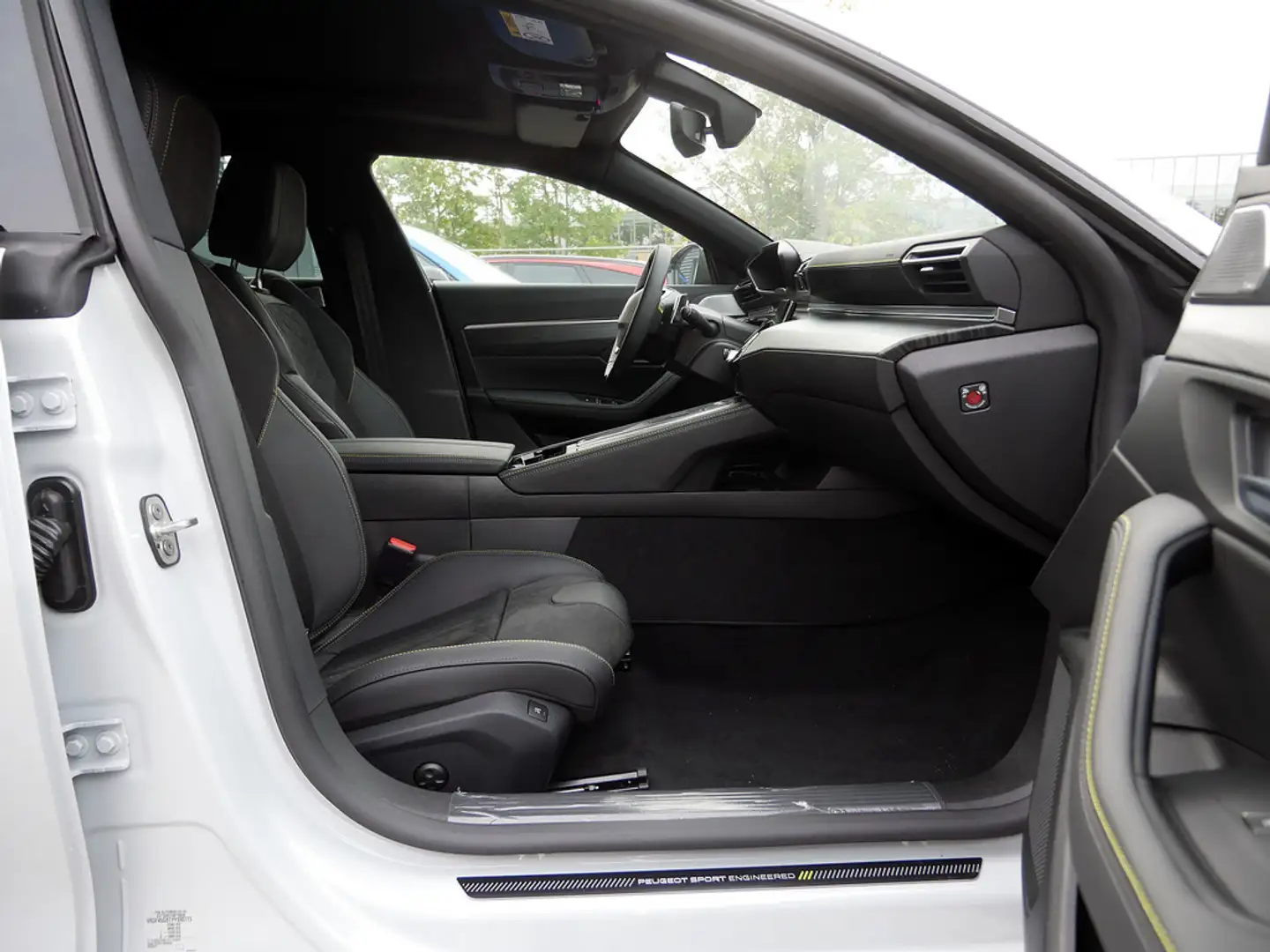 Peugeot 508 SW 1.6 Hybrid4 360 PSE Weiß - 2