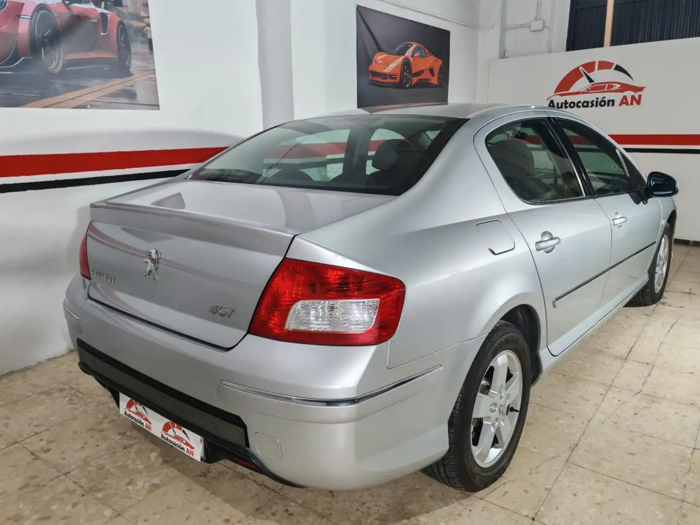 Peugeot 407 1.6HDI Business Line Gris - 1