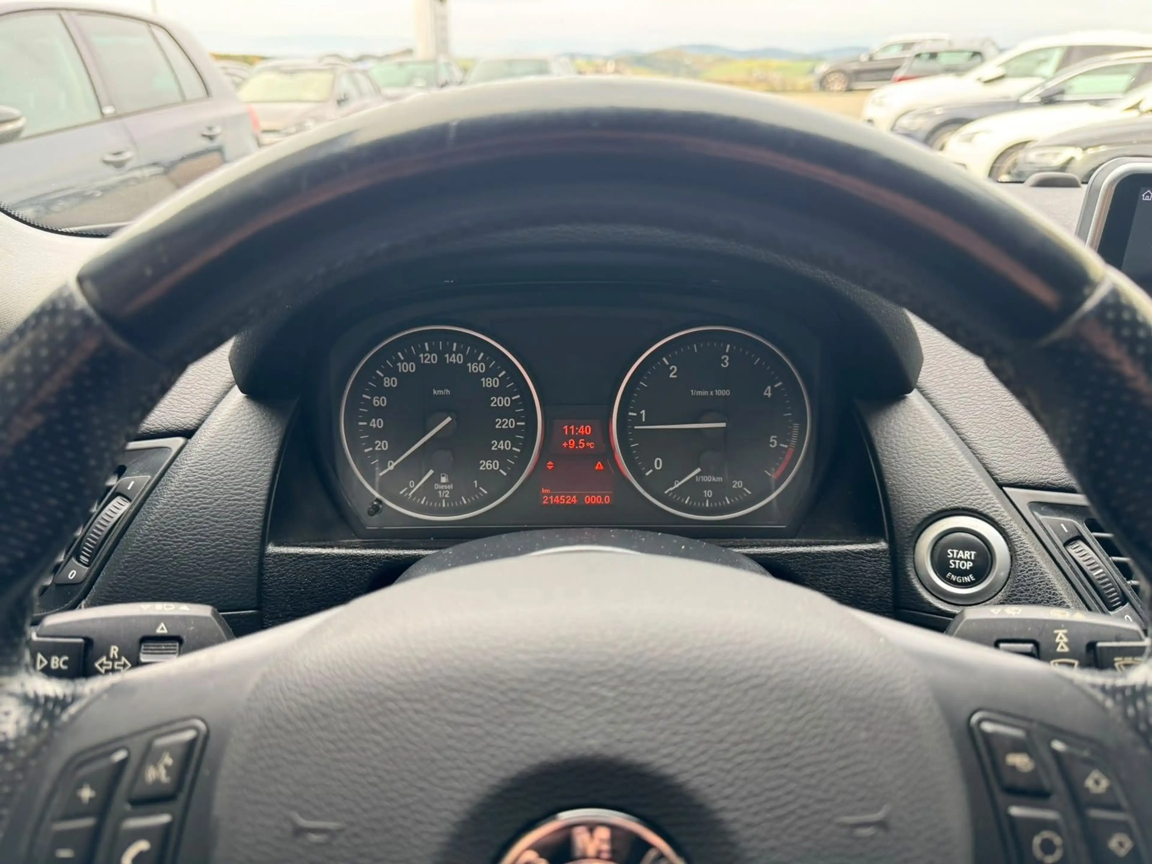 BMW X1 sDrive18d xline 8-FACH R-KAM CARPLAY TEMP AHK — photo 14