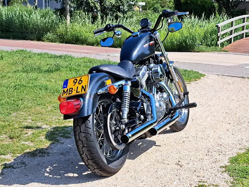 Harley-Davidson SPORTSTER 883