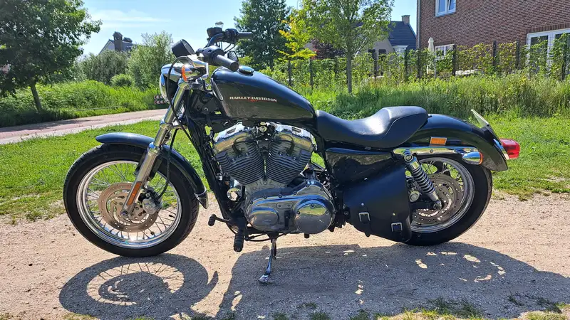 Harley-Davidson SPORTSTER 883 - foto 4